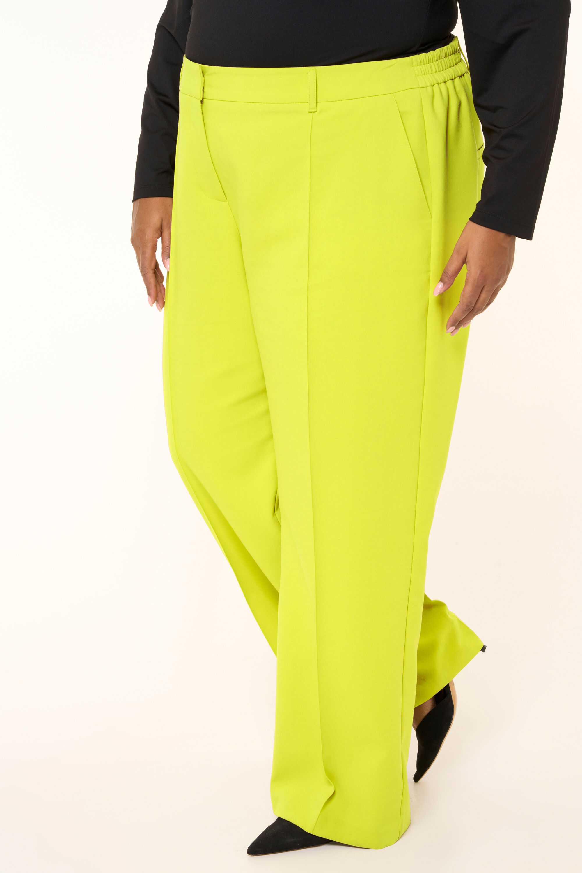 Pantalones de pernera ancha image number 6