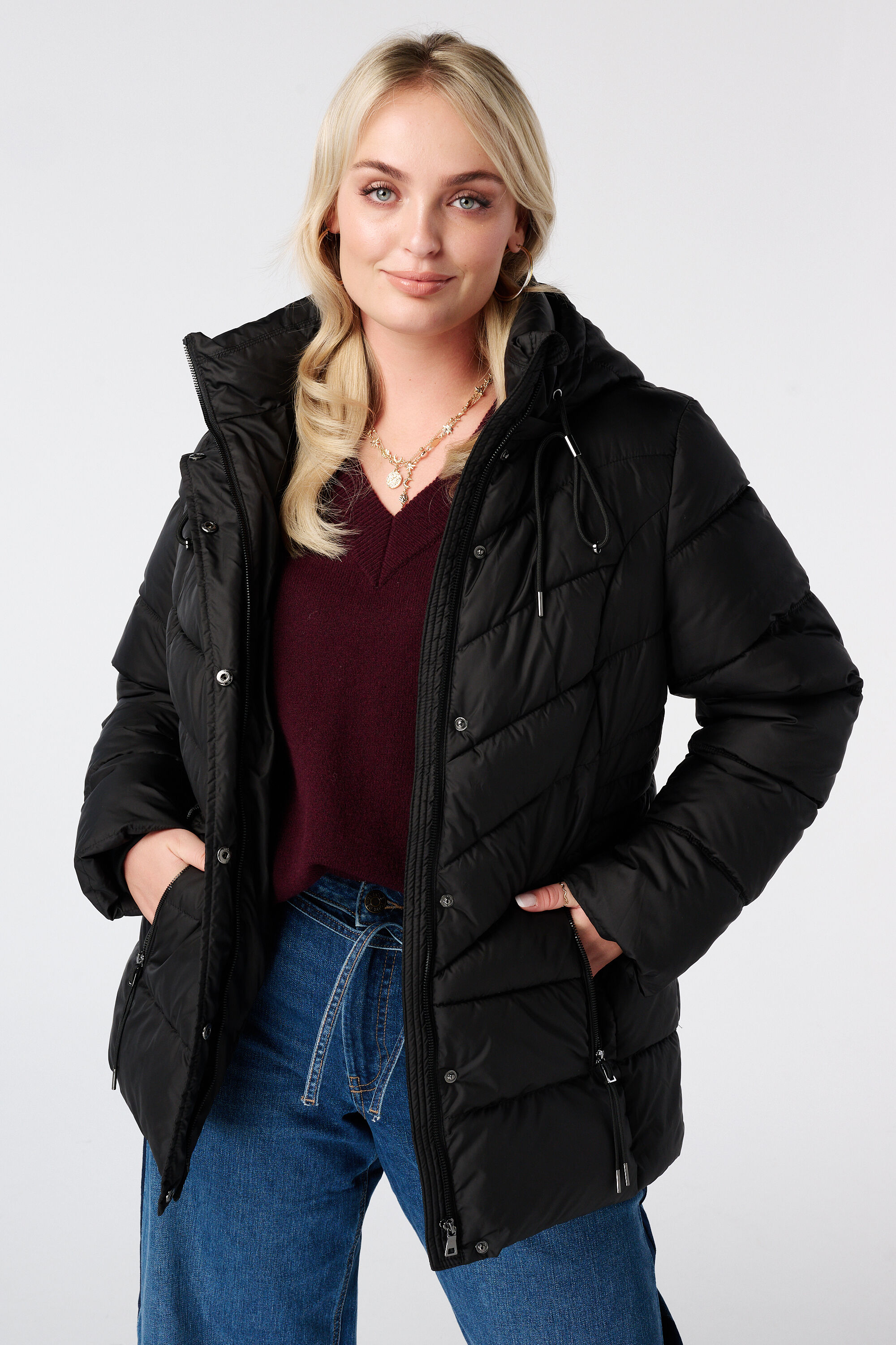 Chaqueta acolchada con capucha