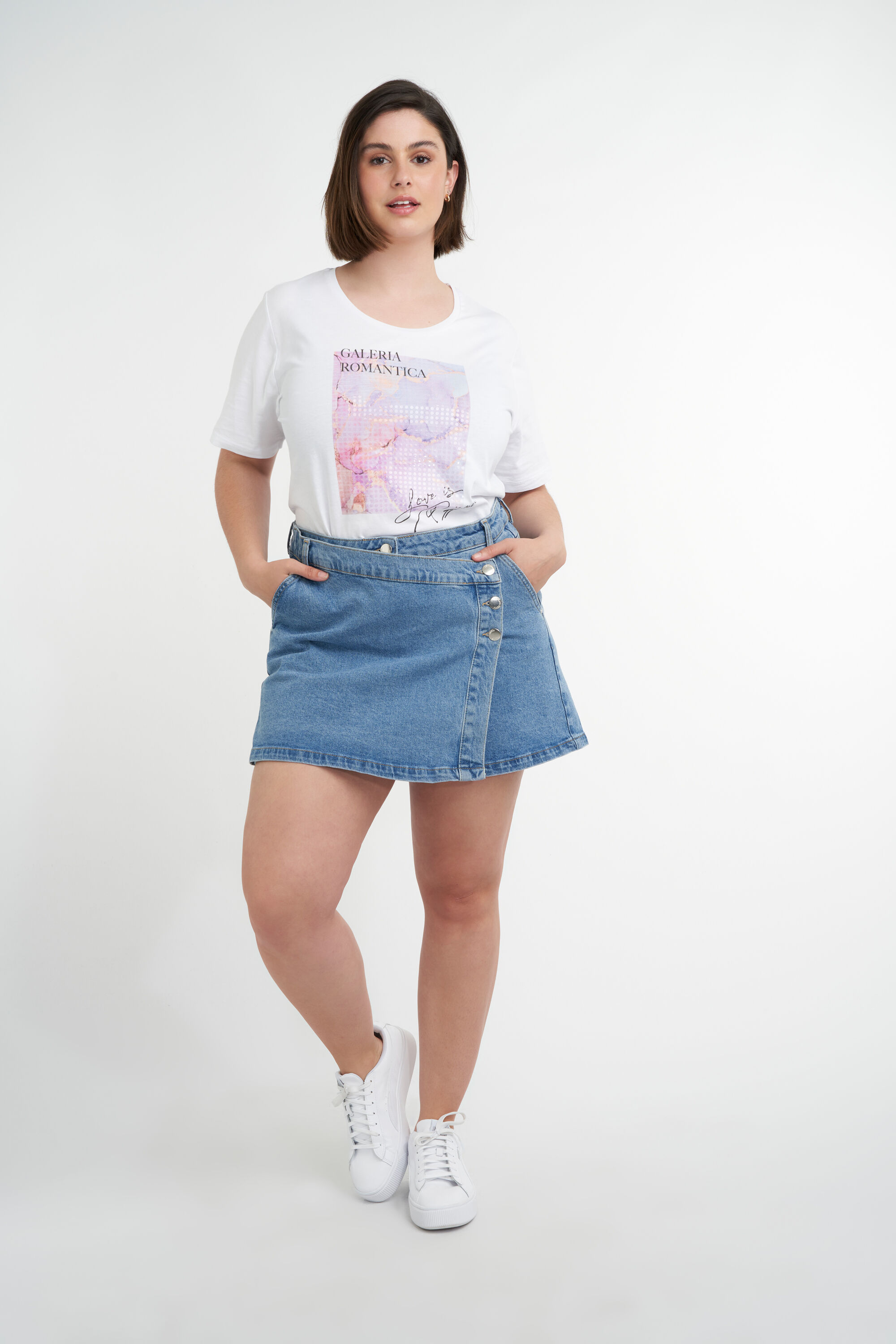 Shorts vaqueros con solapa image number 3