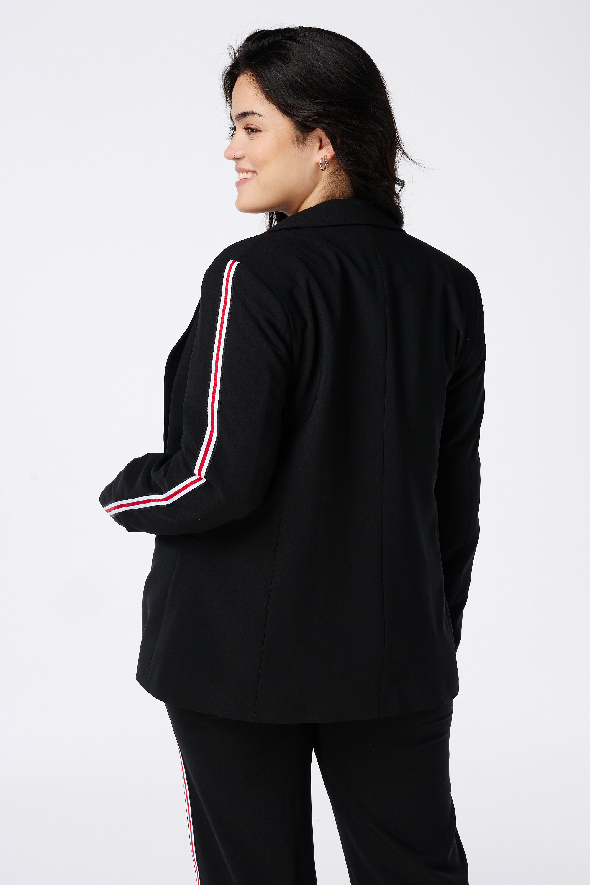 Blazer con raya en contraste image number 3