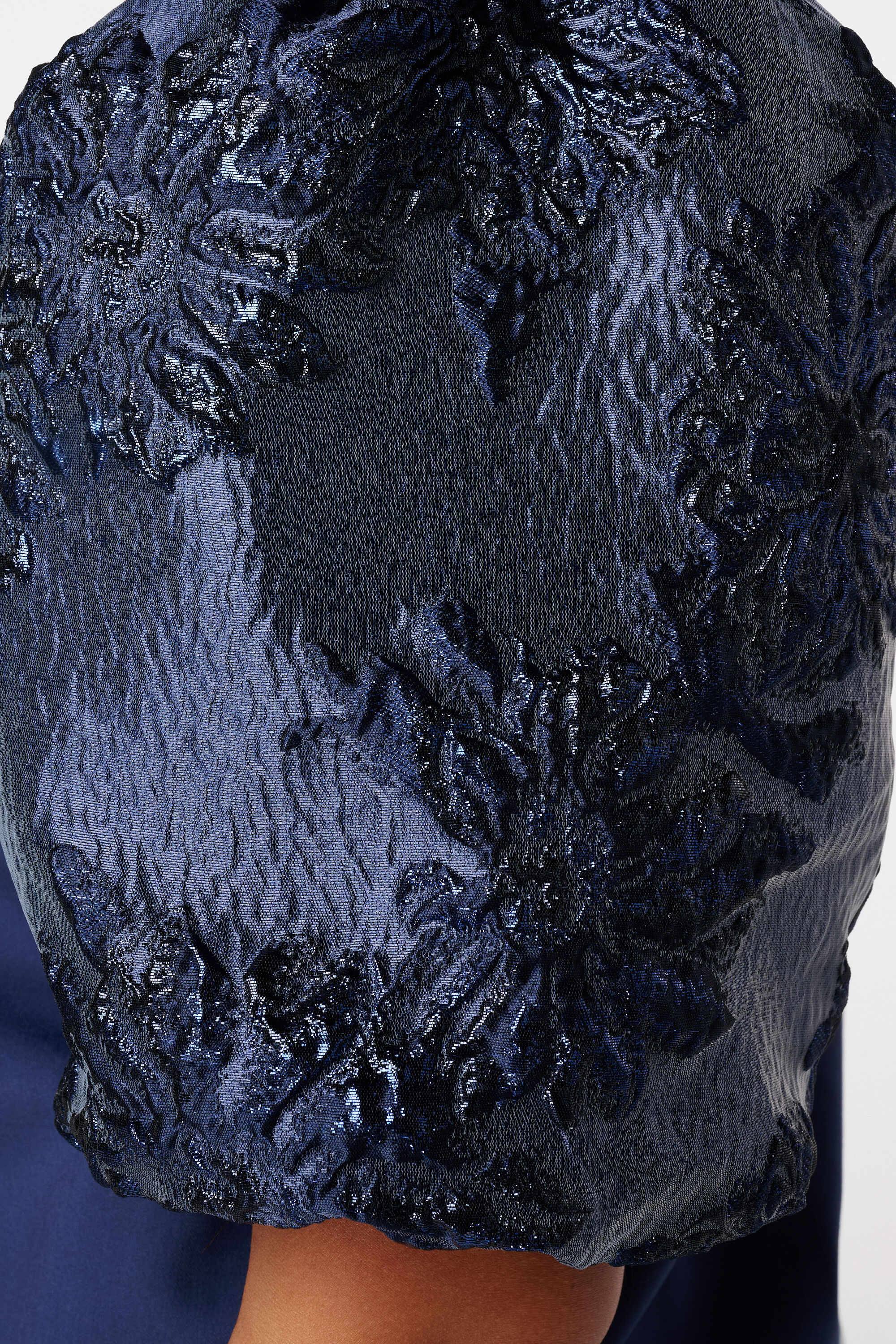 Top con mangas de jacquard image number 6