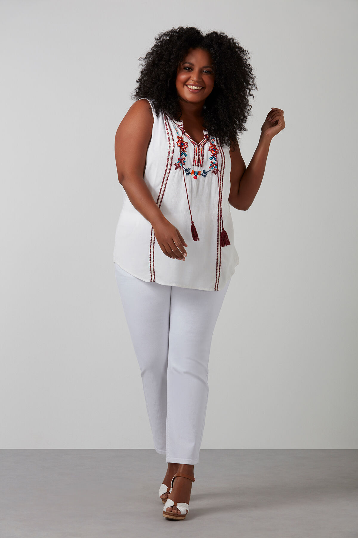 Blusa sin mangas image number 4