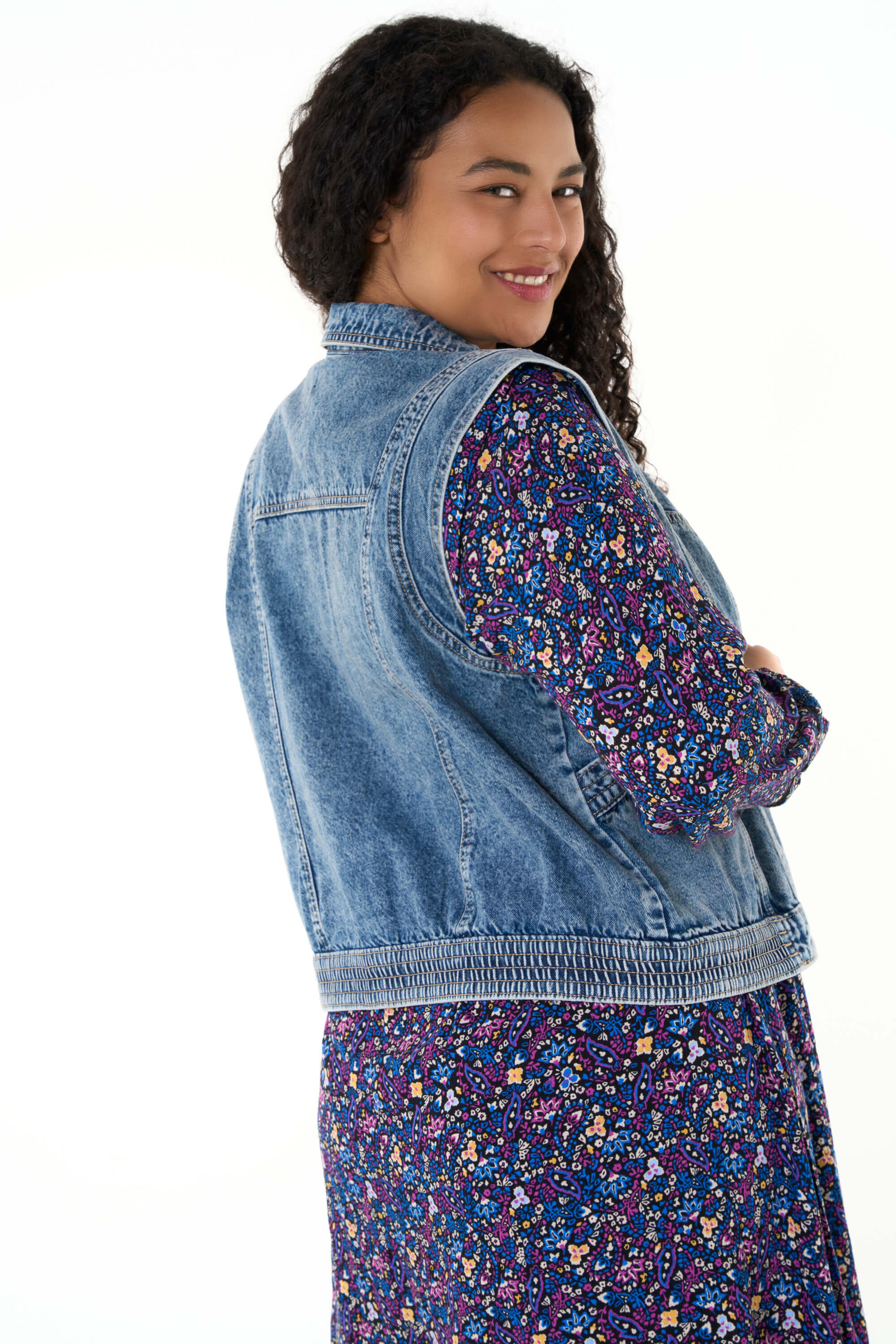 Chaleco vaquero  image number 3