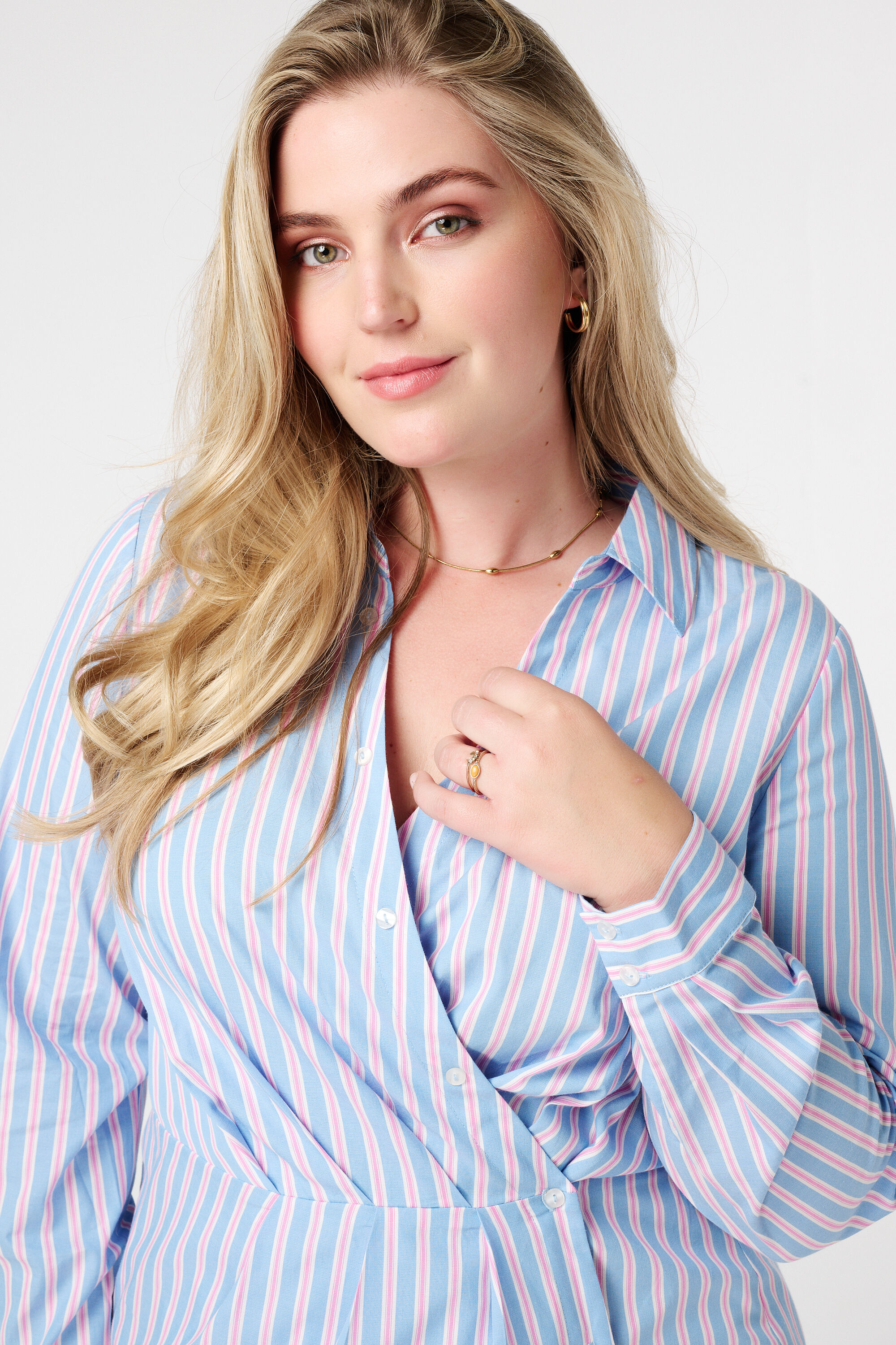 Vestido camisero image number 4