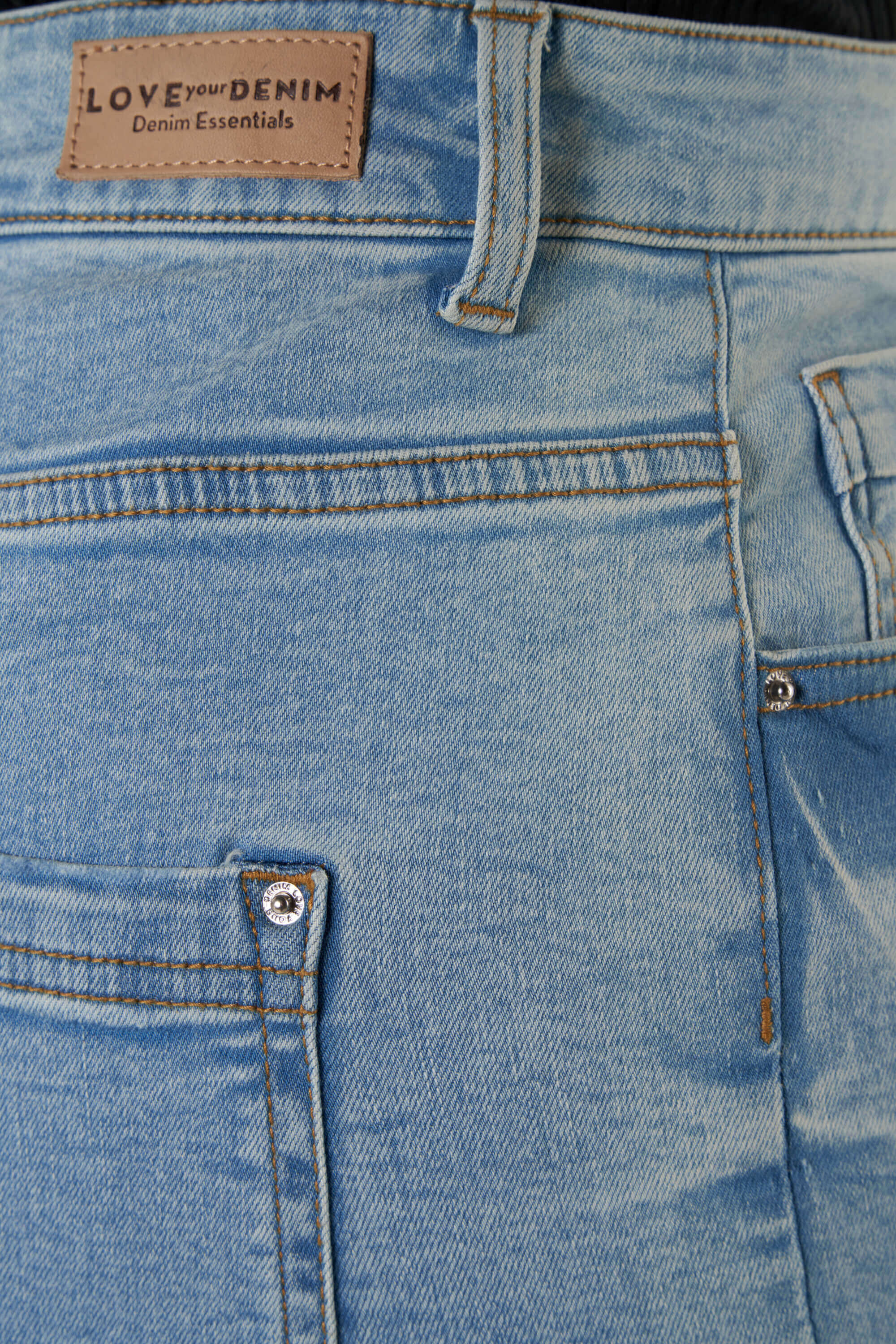 Vaqueros LILY de corte recto 30 pulgadas image number 5