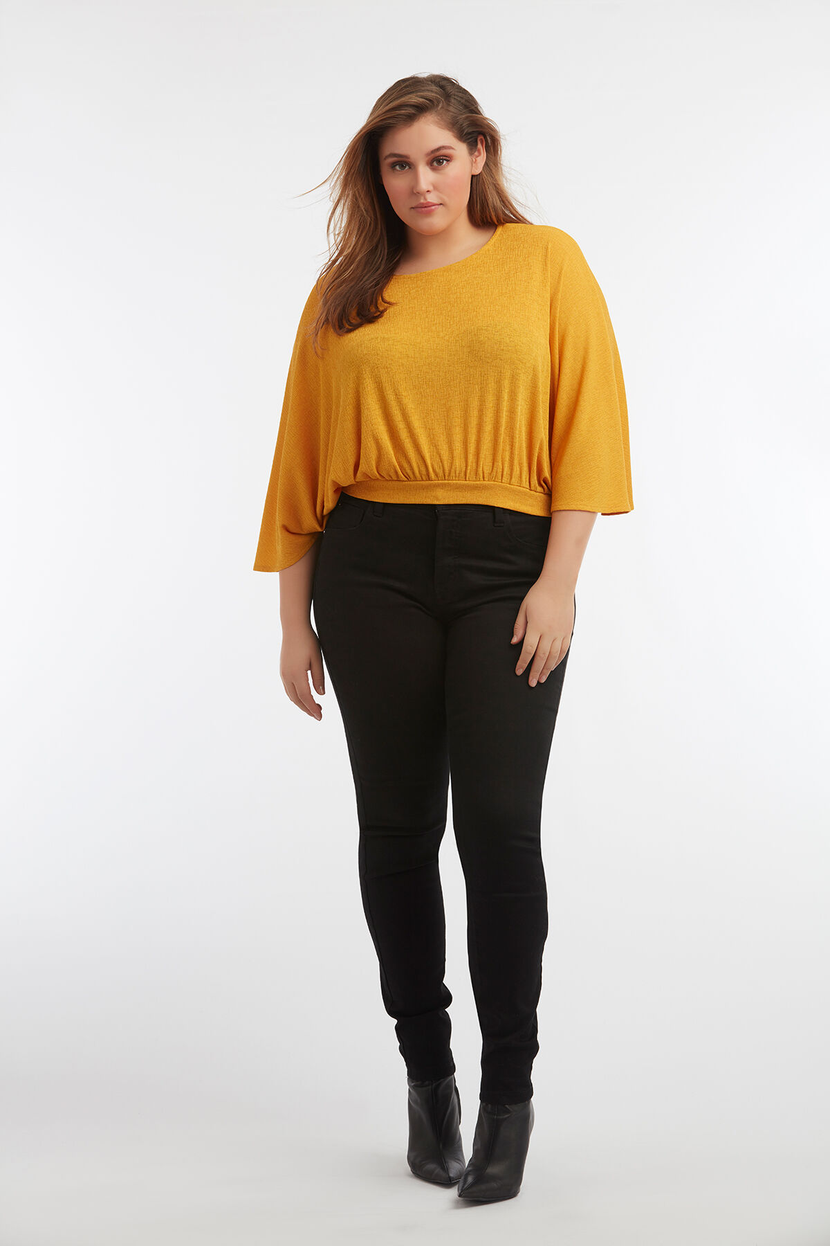 Top con manga acampanada image number 3