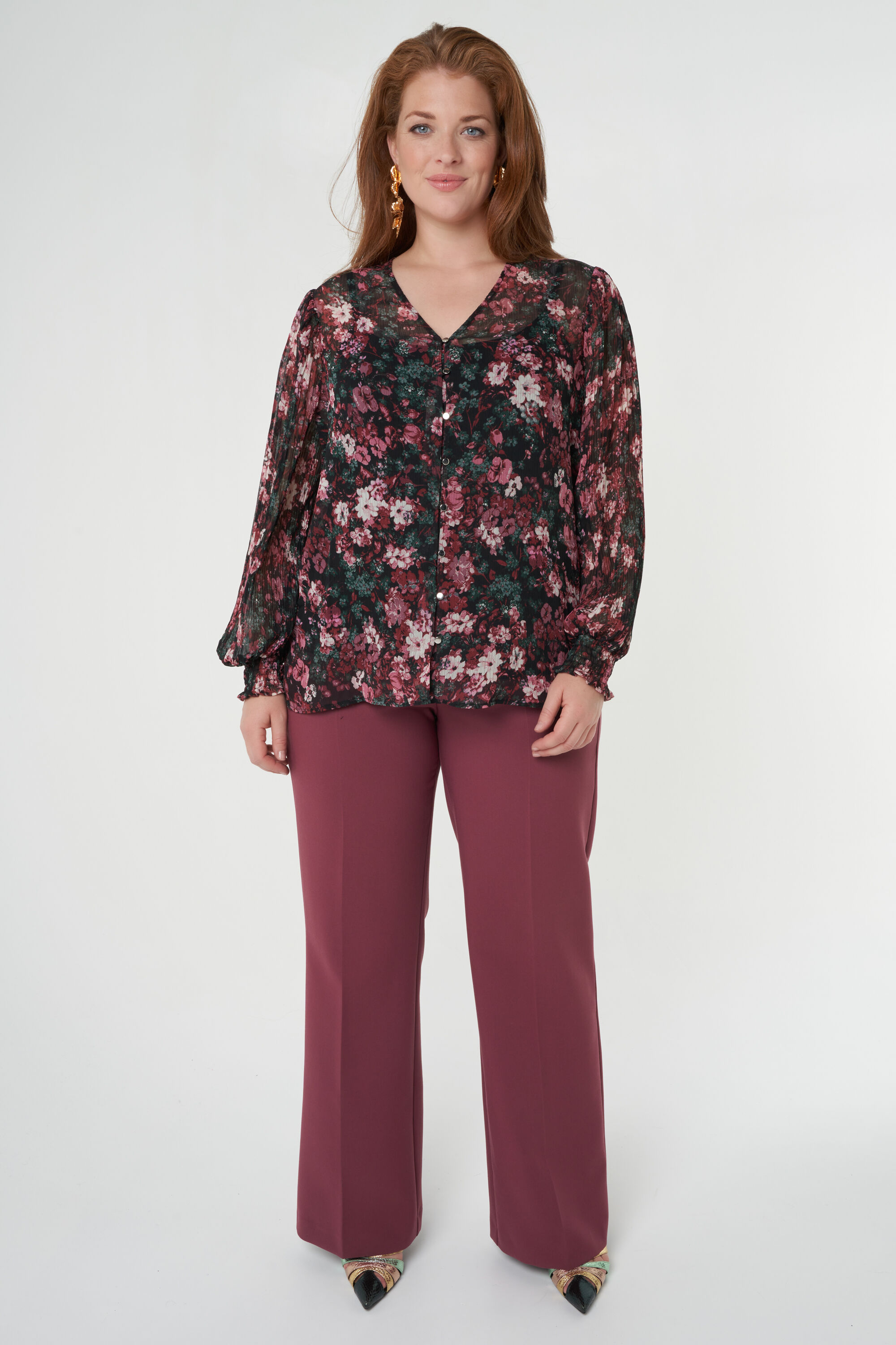 Blusa con estampado floral image number 6