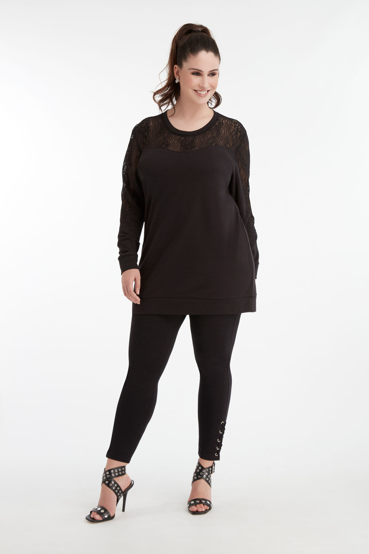 Jersey con encaje image number 6