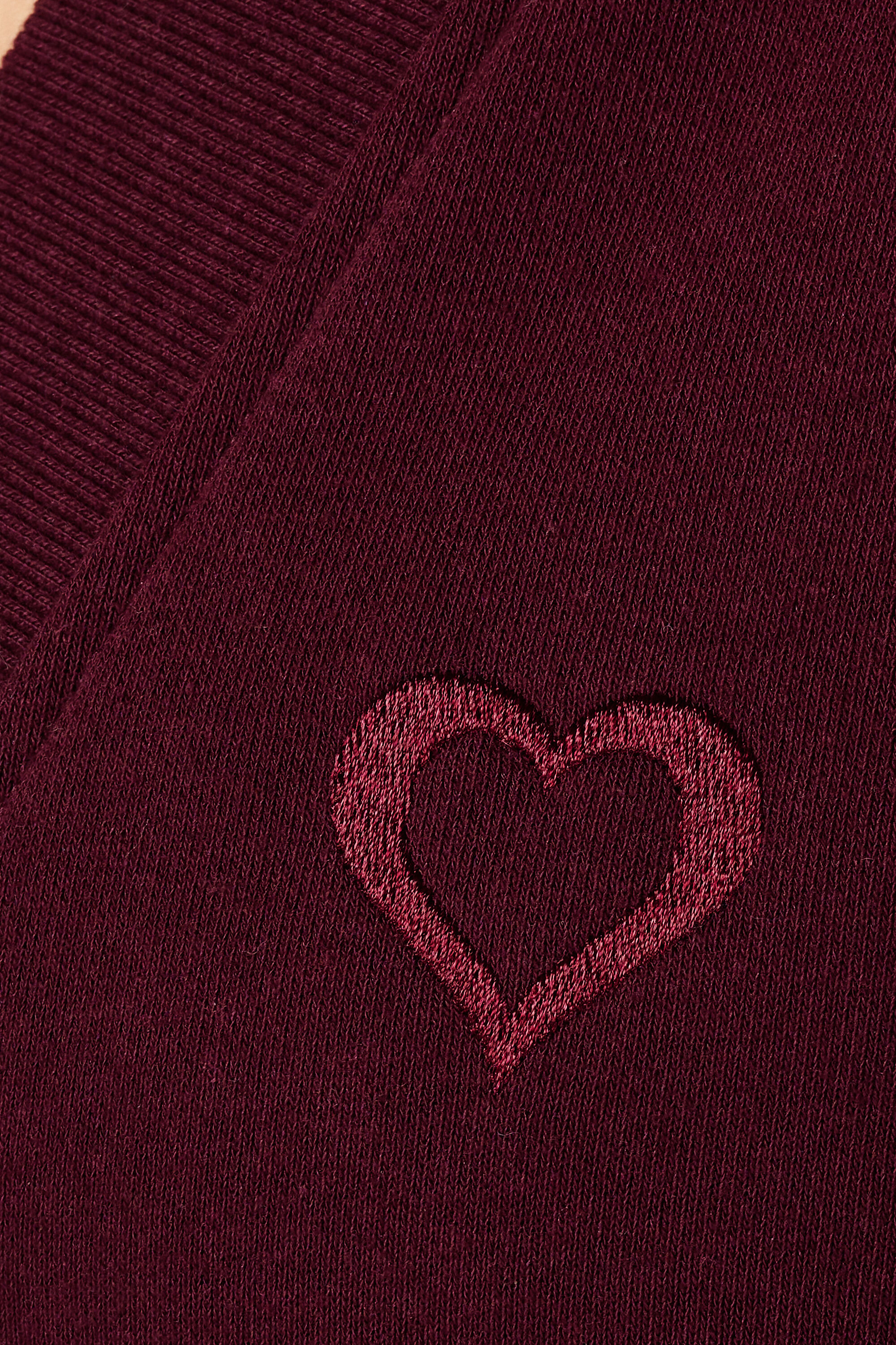 Sudadera con escote en V image number 6