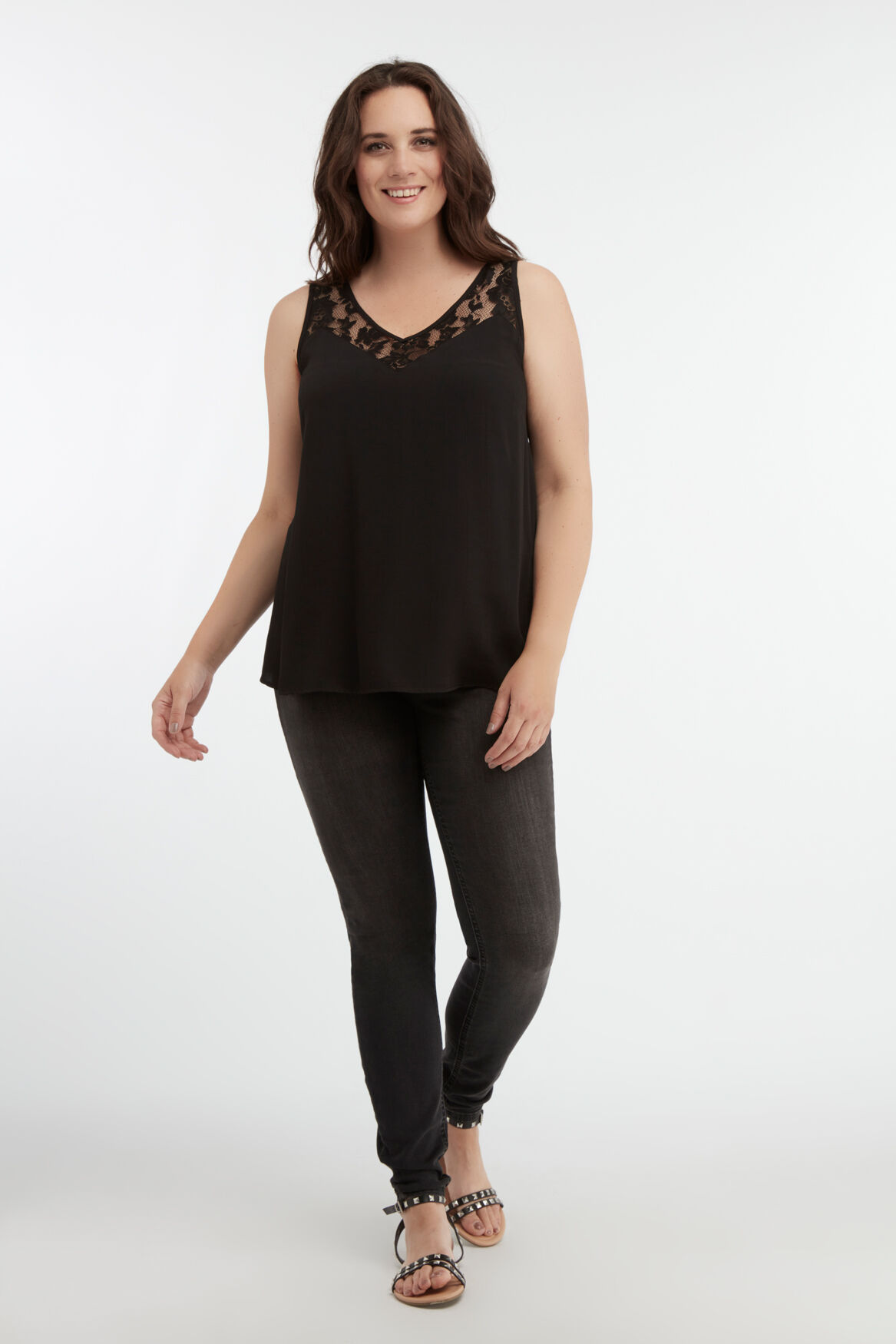 	Top sin mangas con encaje image number 5