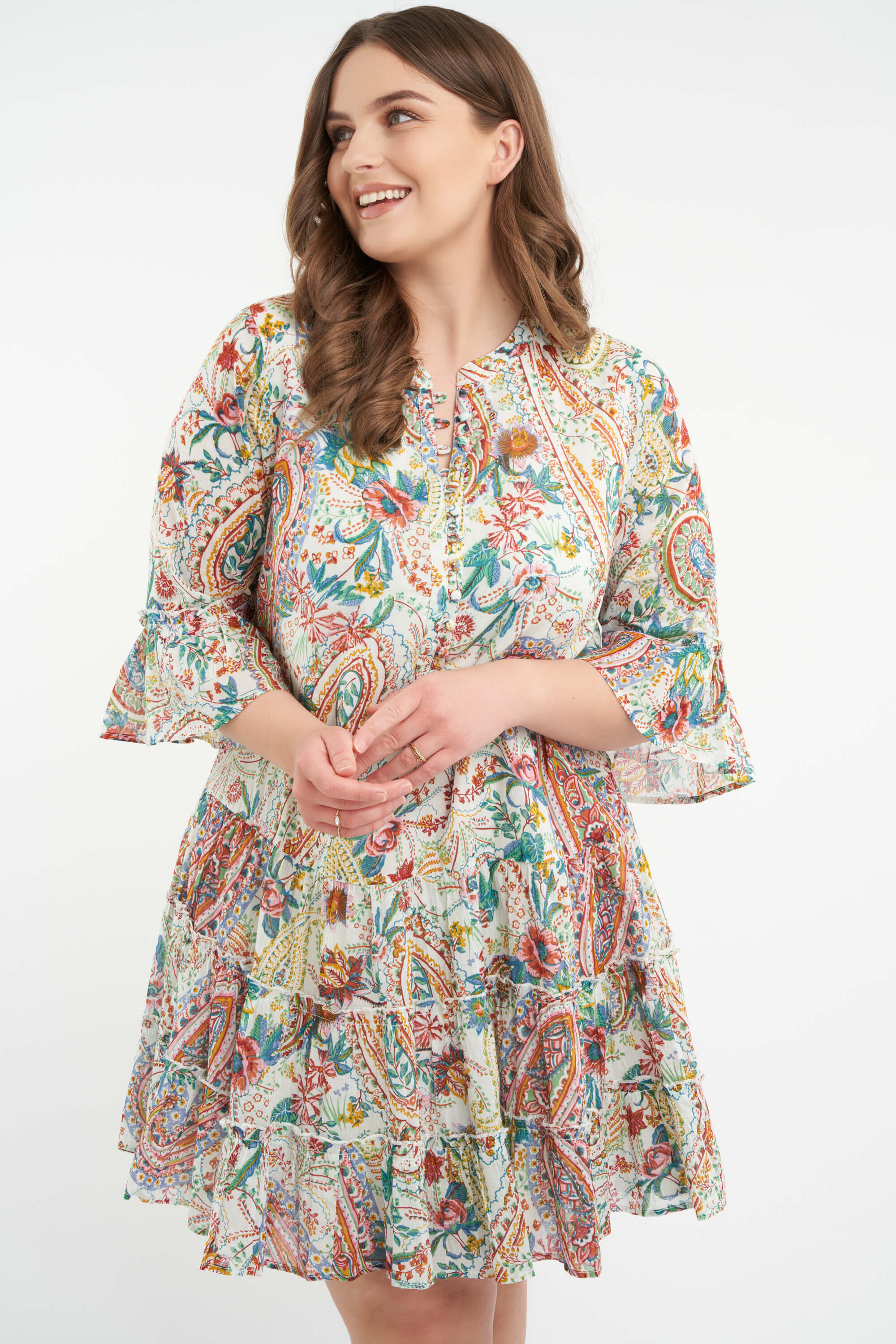 Vestido con un estampado image number 5