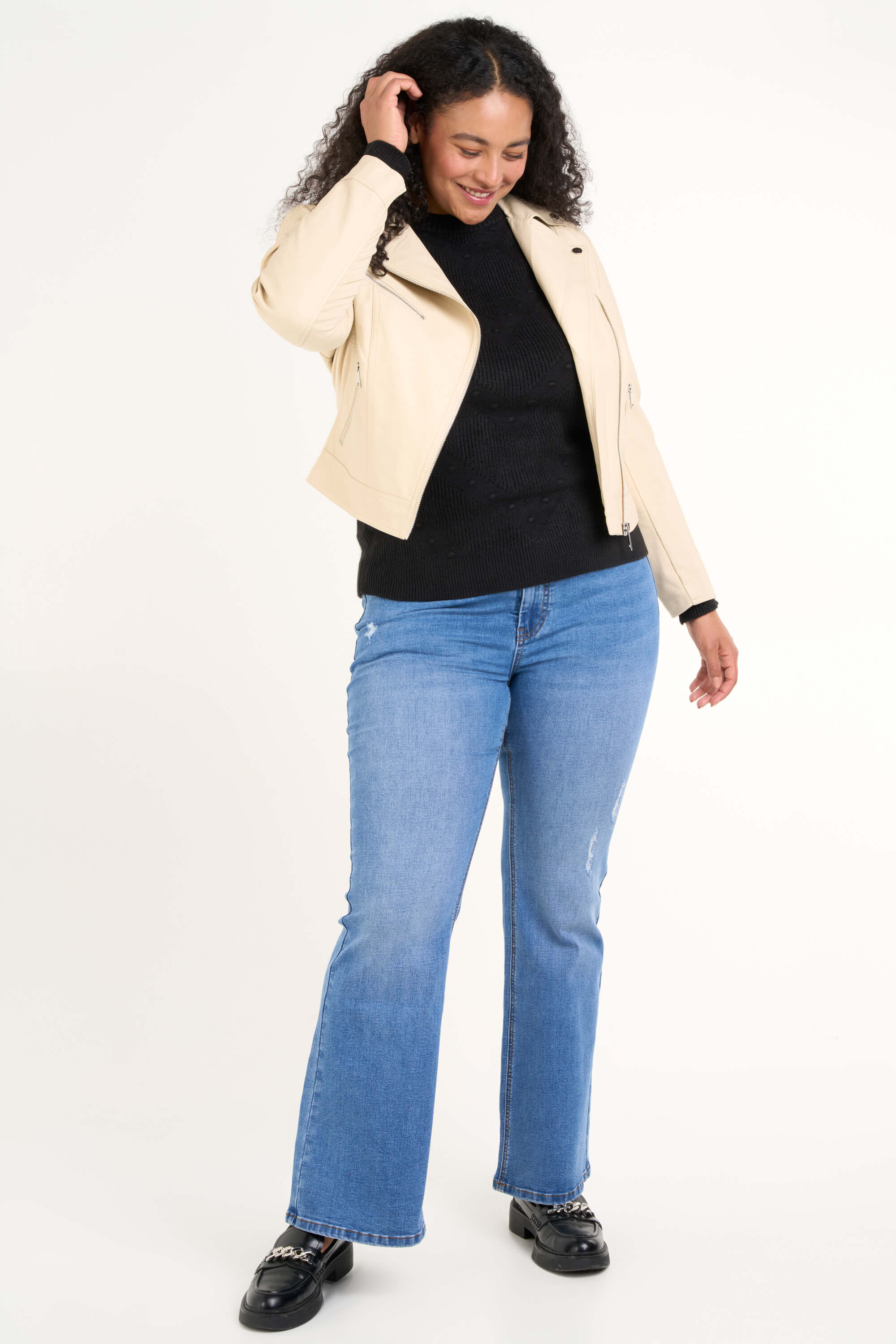 Chaqueta motera de cuero sint&eacute;tico image number 6