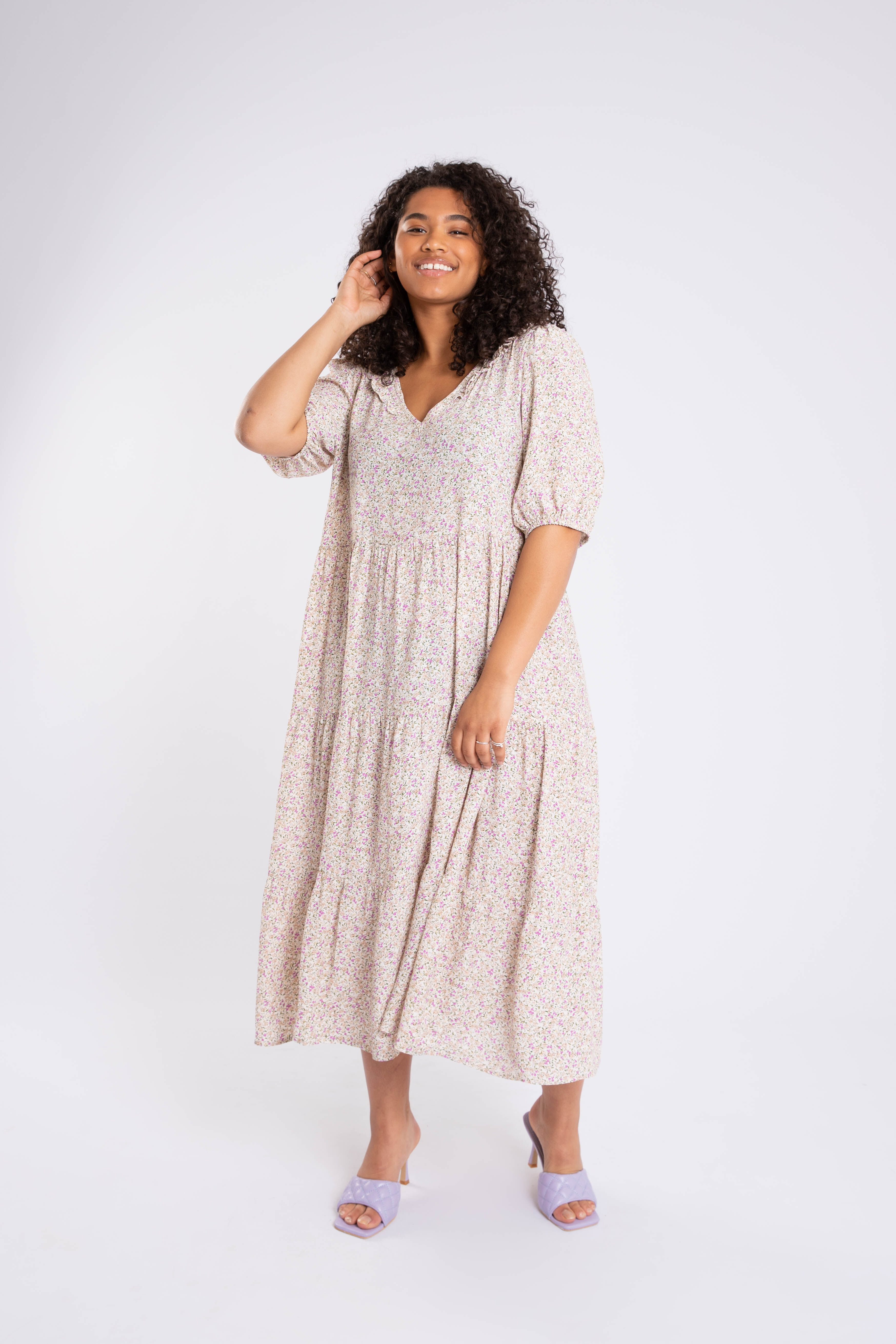 Vestido estampado con corte en A  image number 7