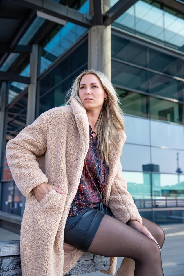 Abrigo de peluche oversized image number 0