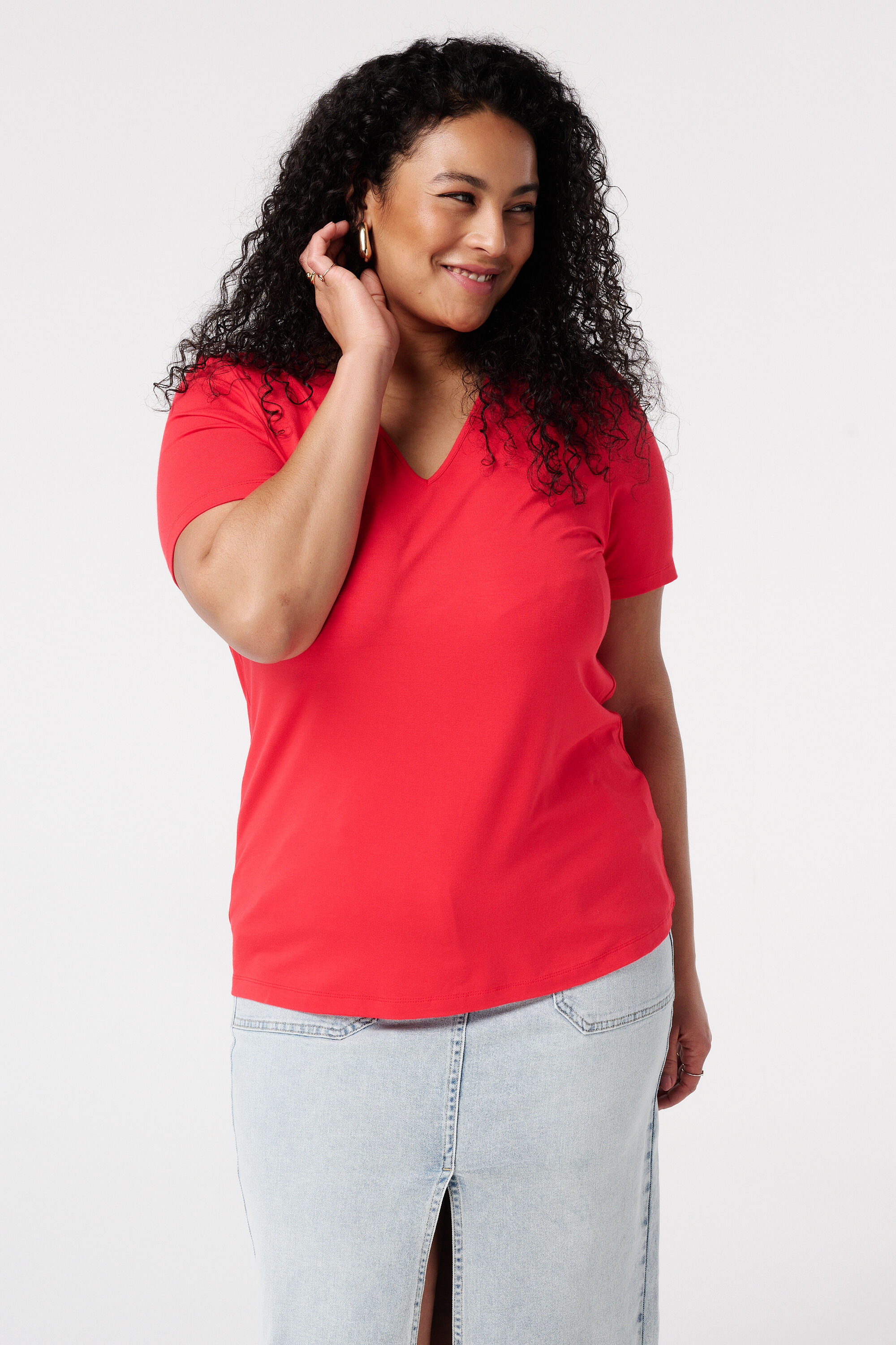 Camiseta con escote en V image number 4
