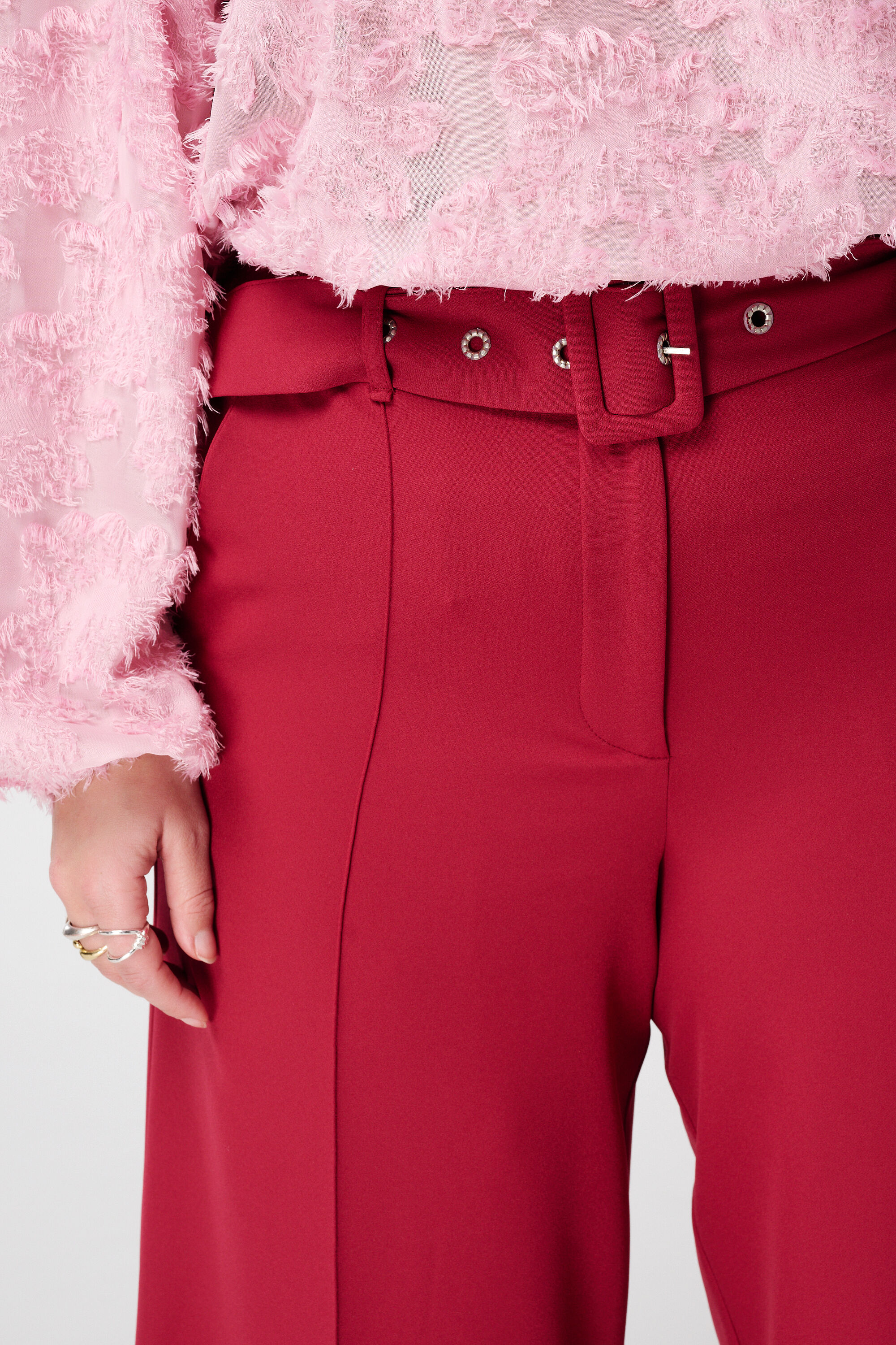 Pantalones anchos con cintur&oacute;n image number 4