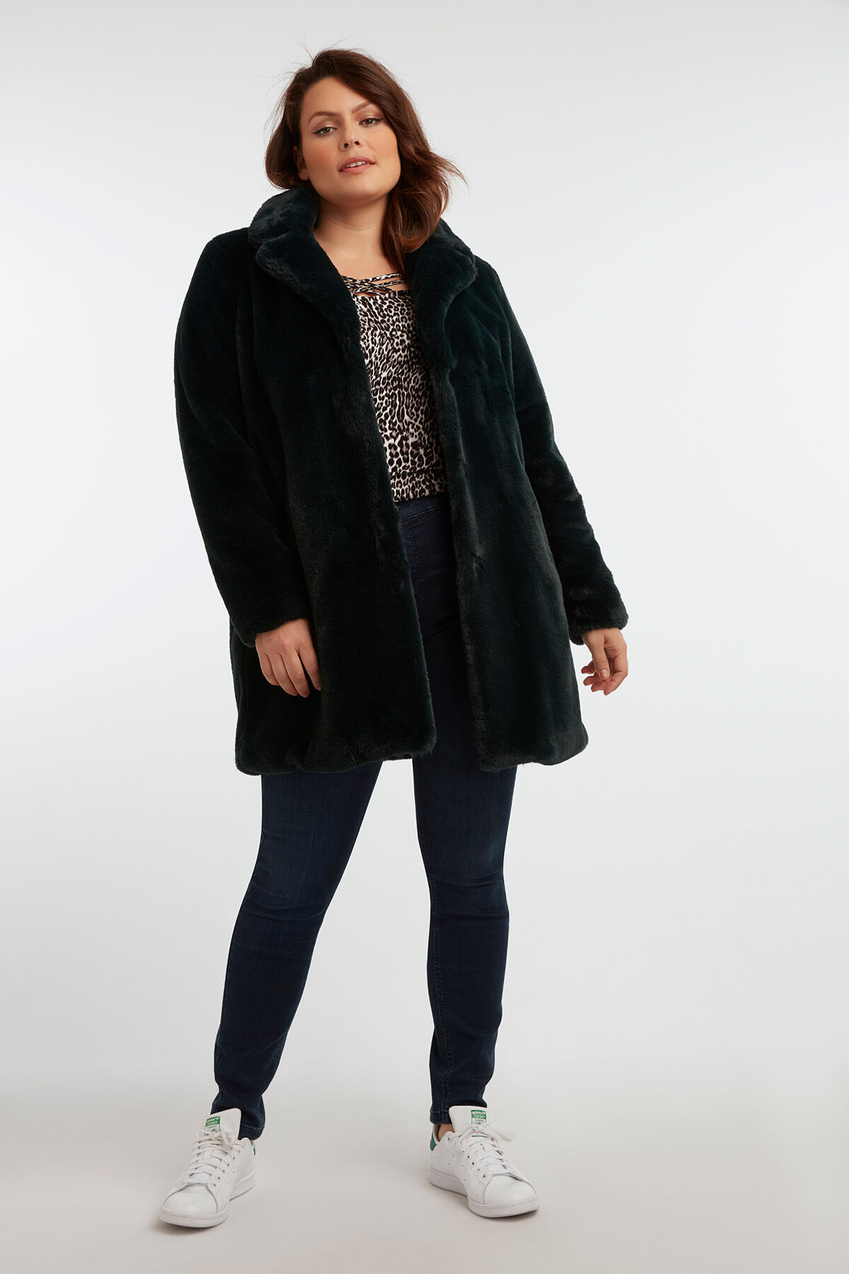 Abrigo de pelo sint&eacute;tico image number 6