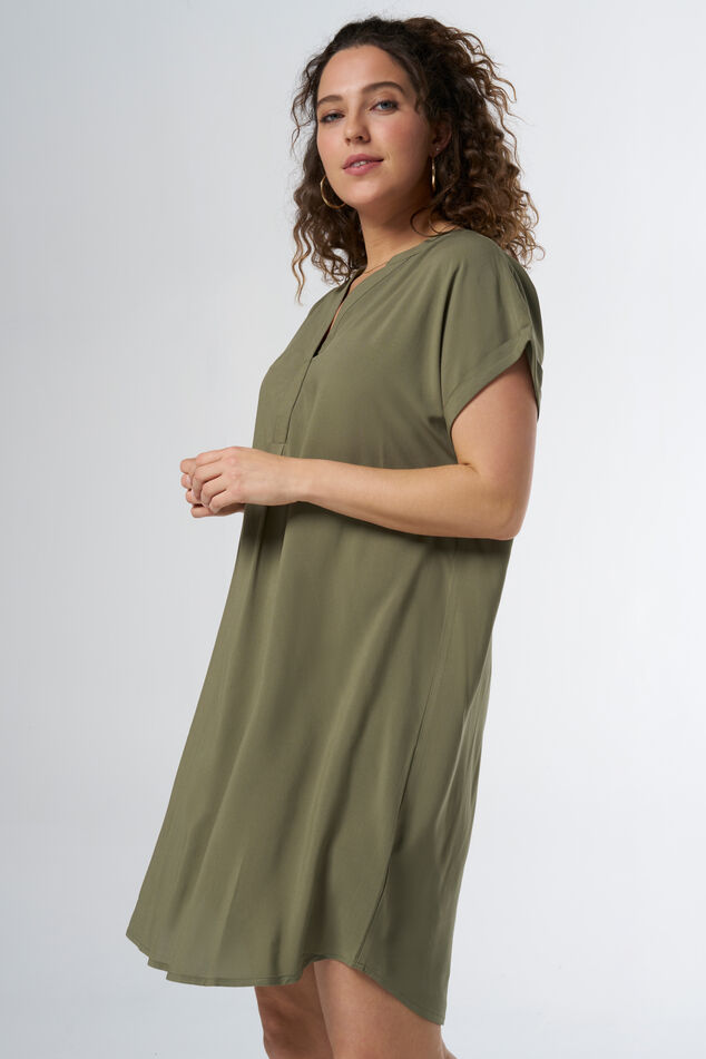 Vestido de corte holgado con escote en V  image number 5