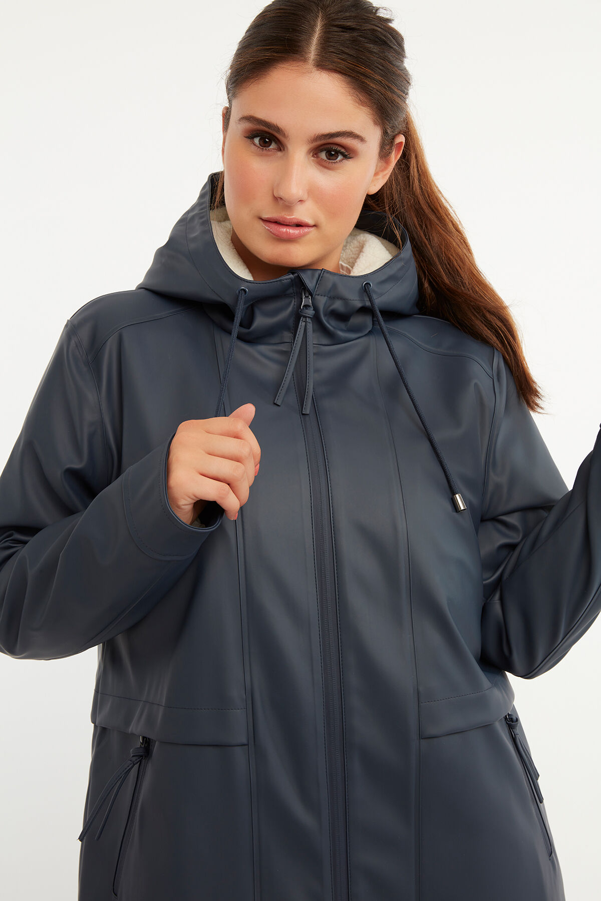 Chubasquero con forro de peluche image number 3