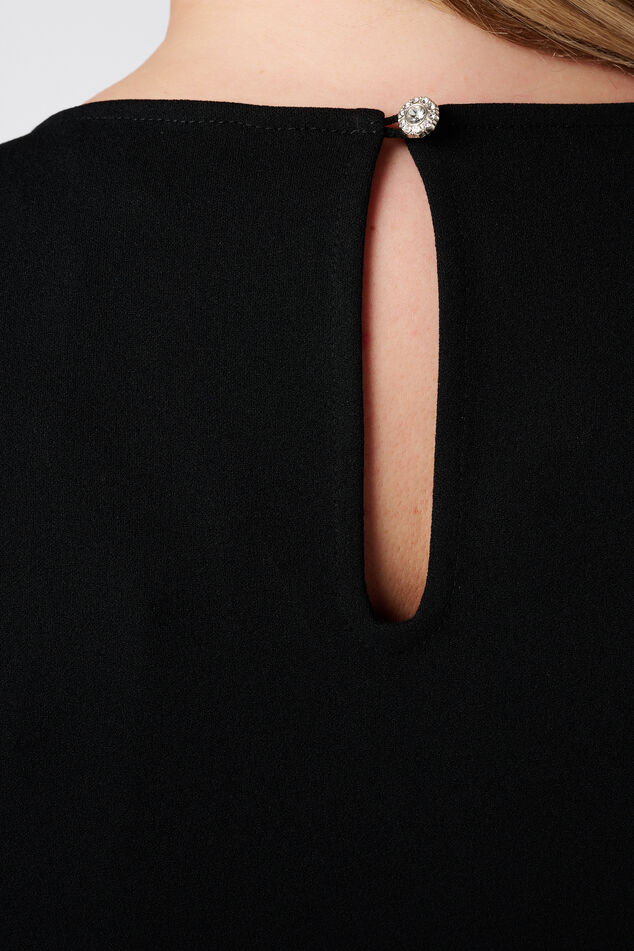 Vestido con costuras decorativas image number 6