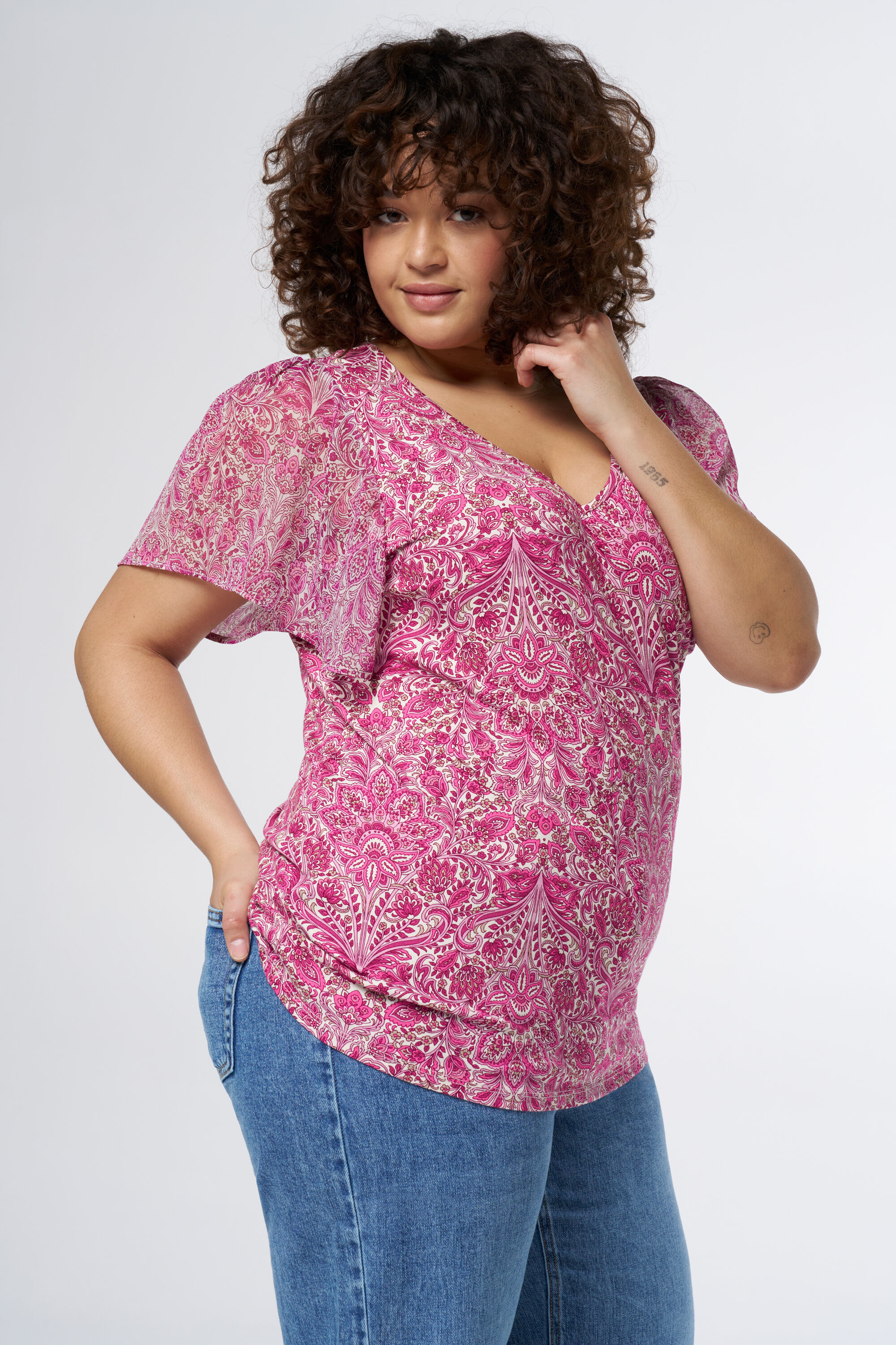 Top con estampado floral image number 6