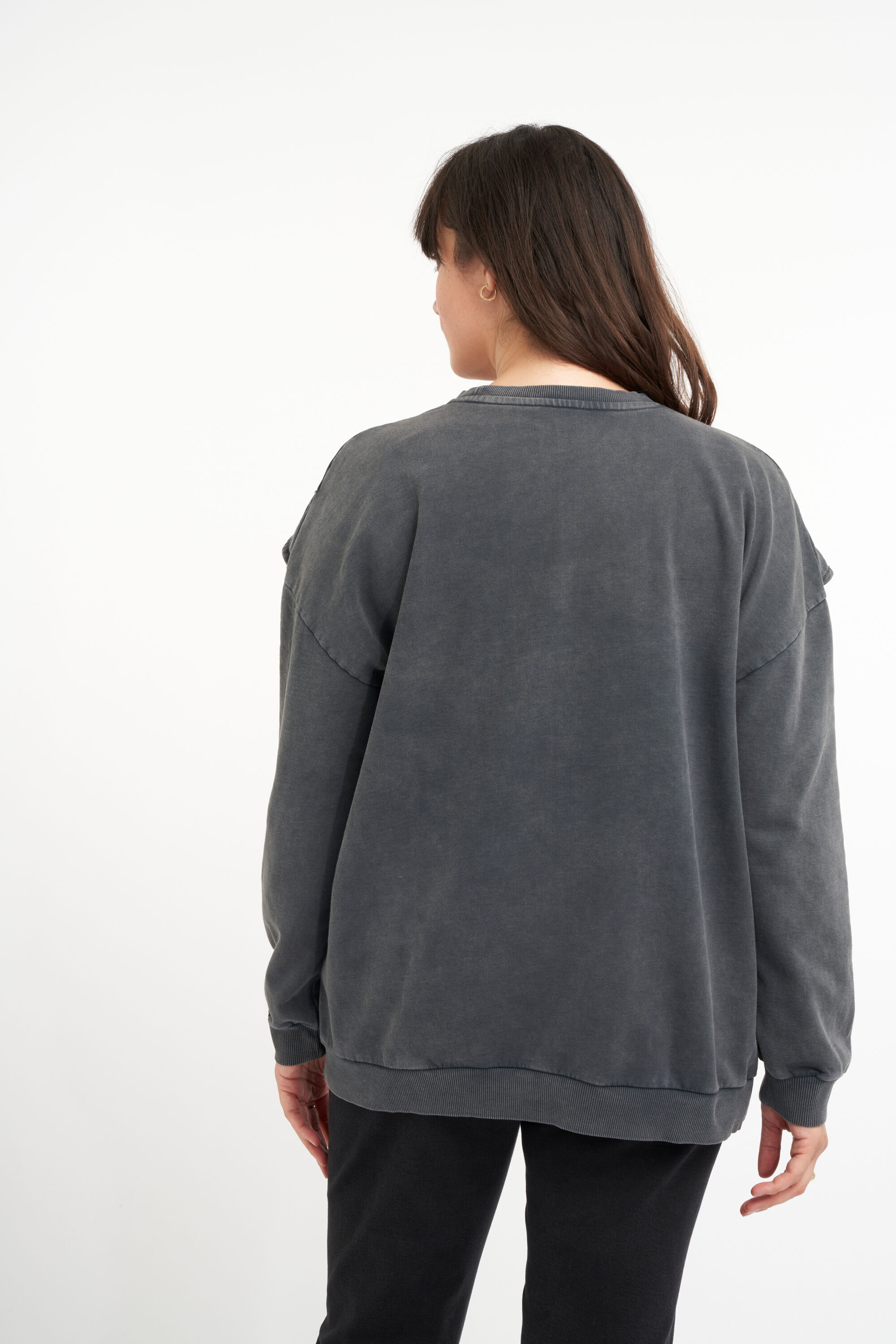 Su&eacute;ter con volantes image number 3