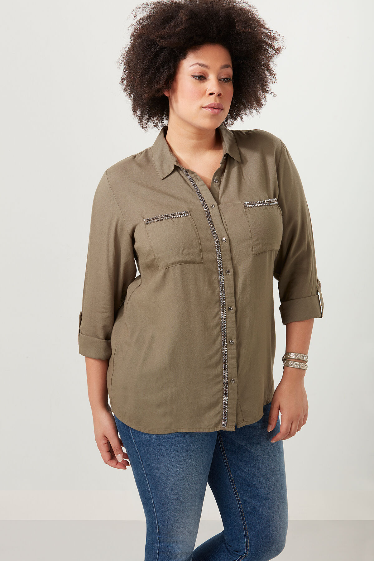 Blusa con lentejuelas y cuentas image number 0