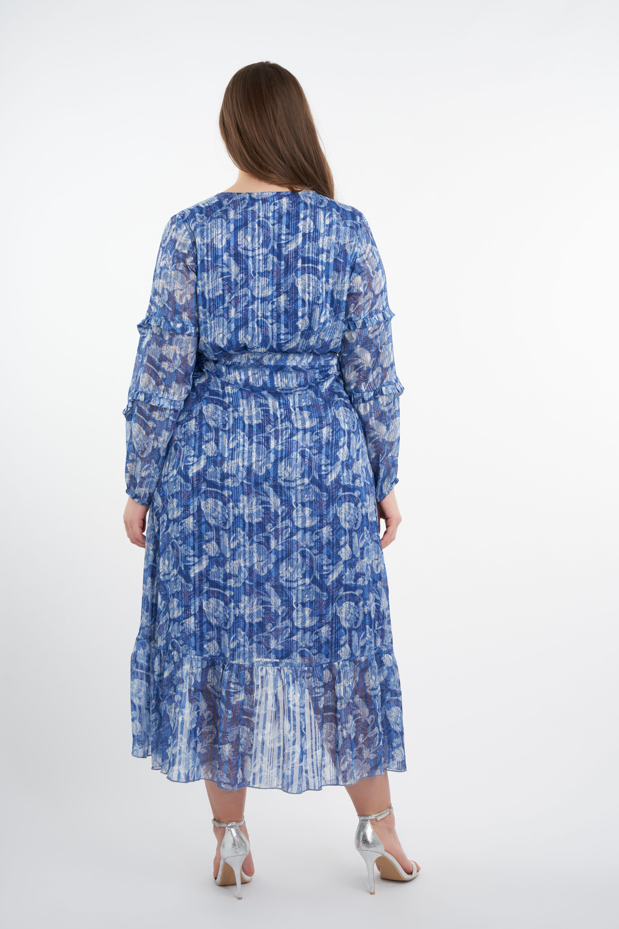 Vestido cruzado largo con estampado image number 4