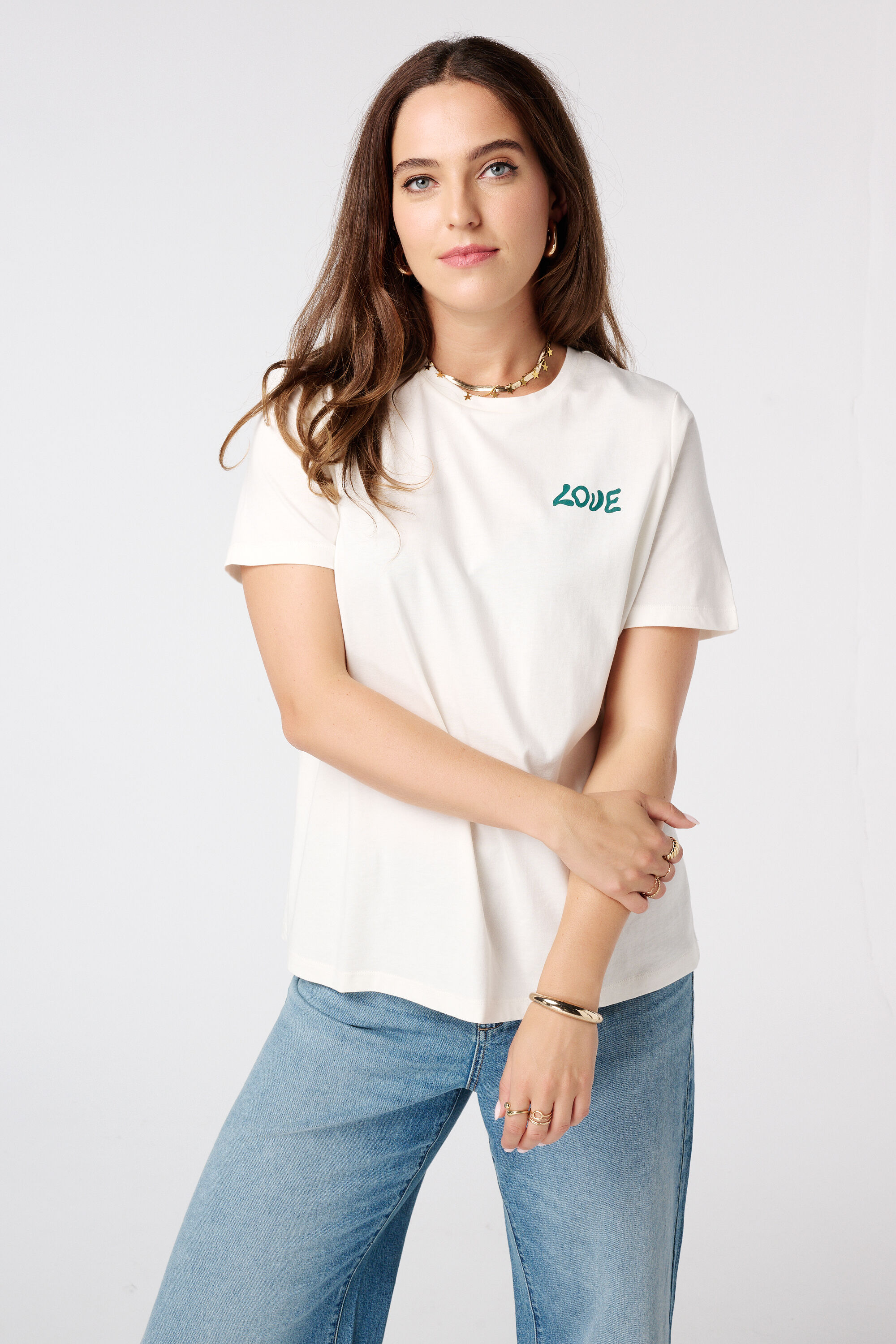 Camiseta con estampado de flores image number 3