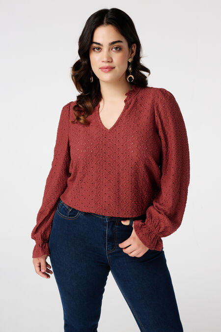 Top con bordado Top con bordado