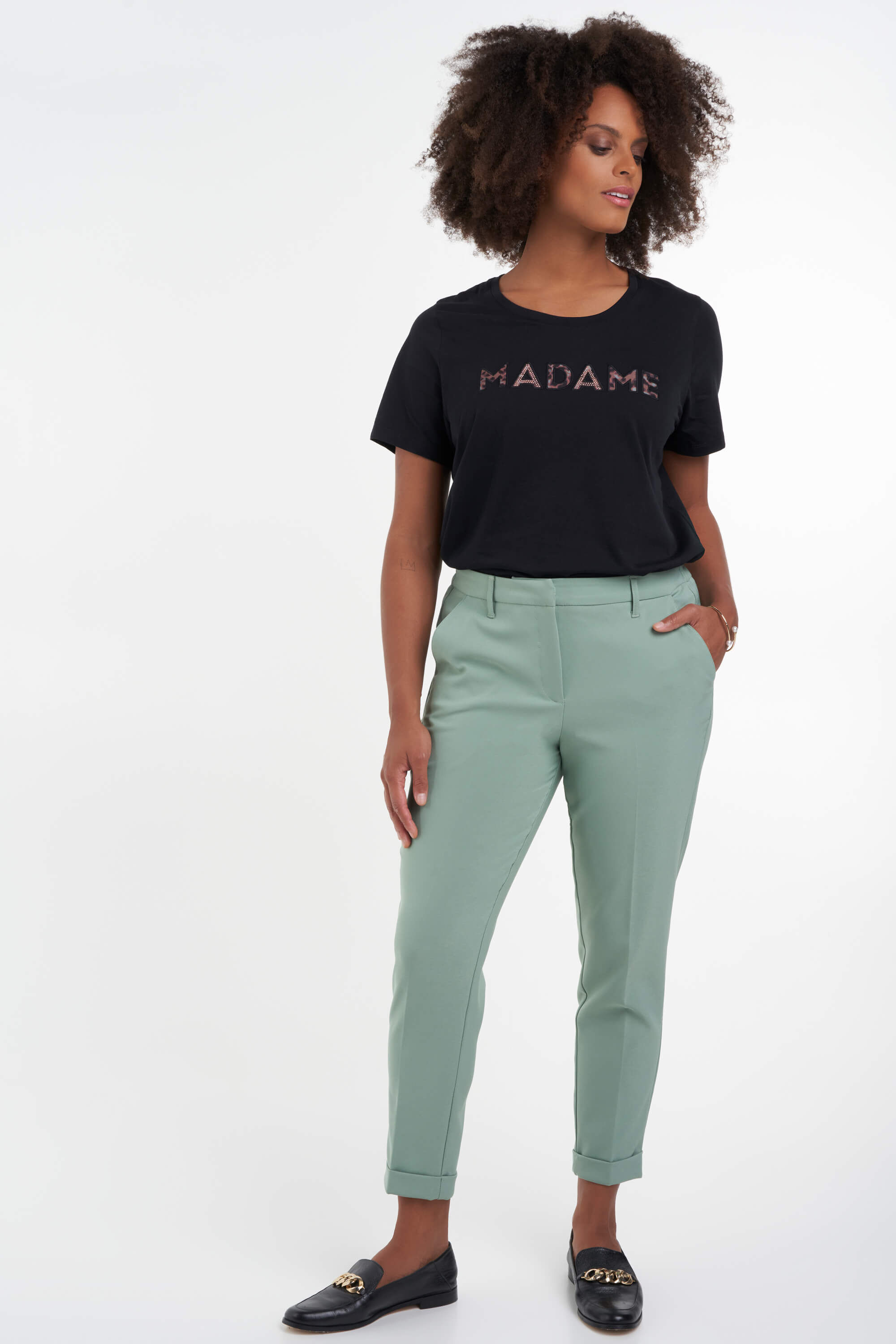 Pantalones  image number 4