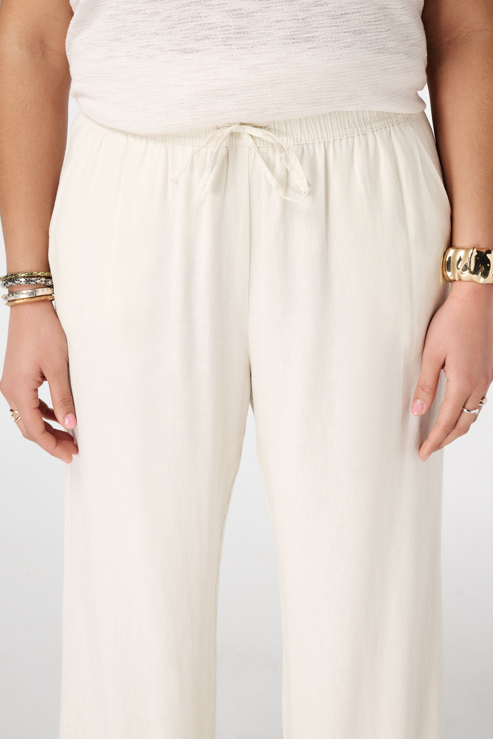 Pantal&oacute;n de lino image number 4