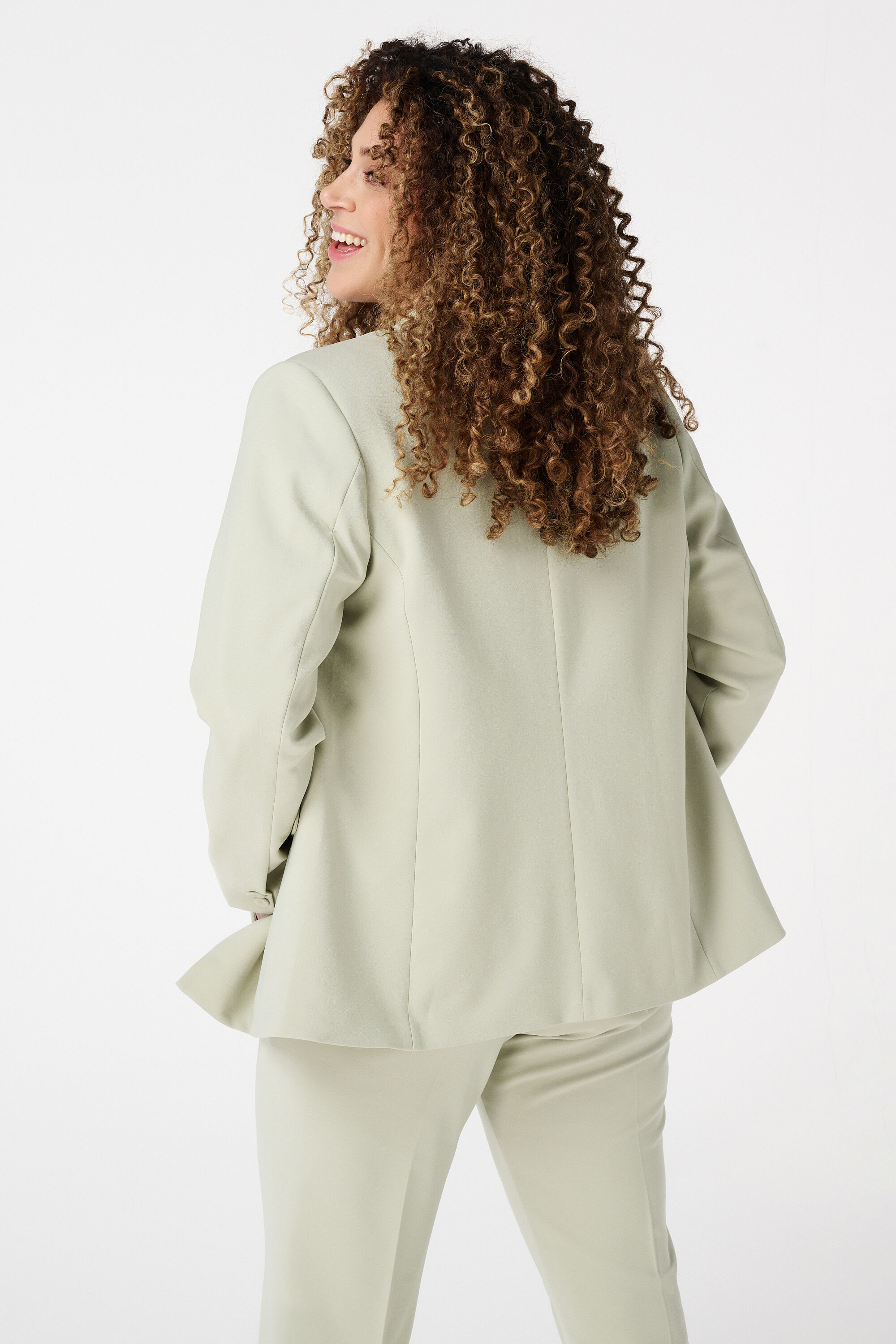 Blazer con cierre de botones image number 3