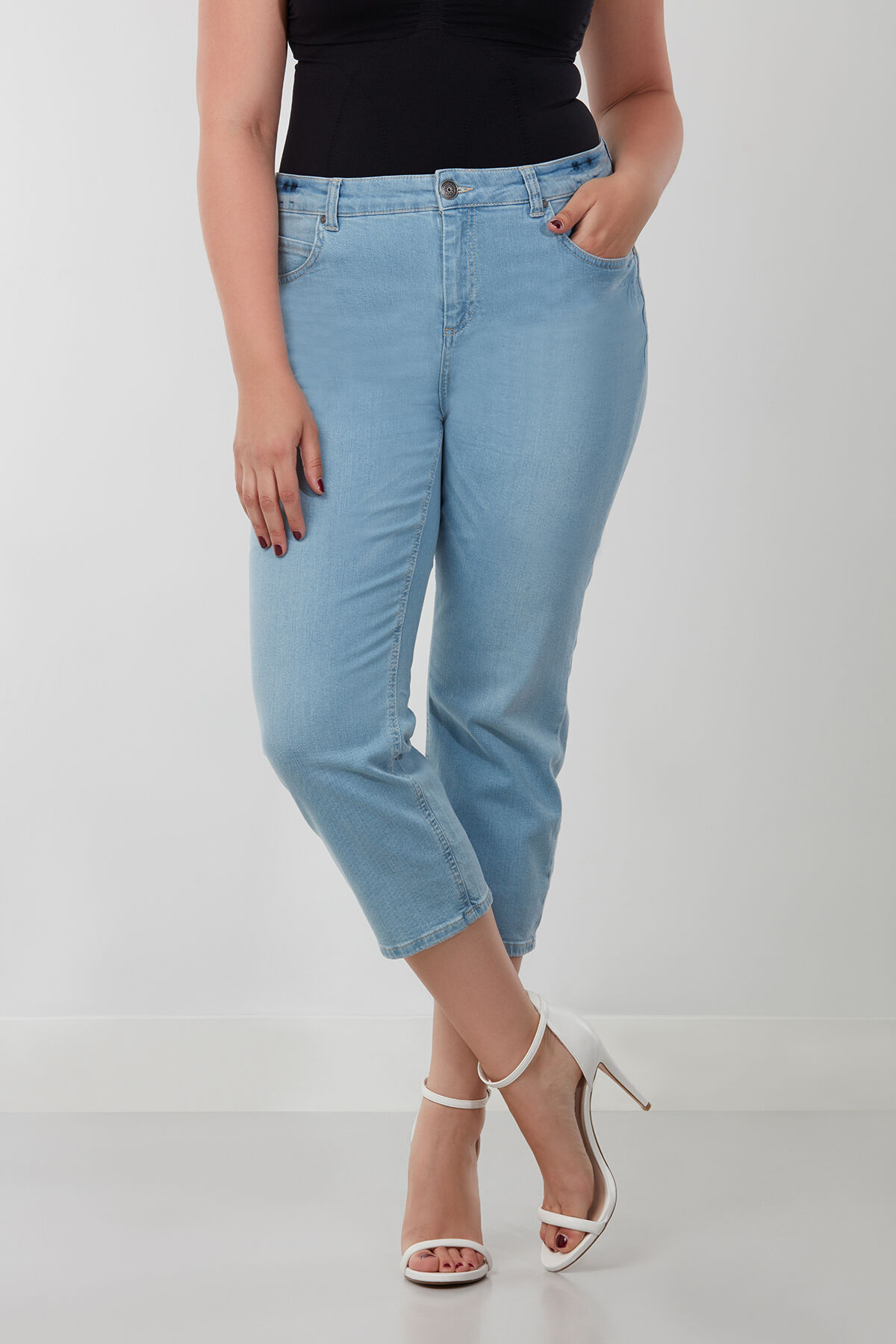 Vaquero capri hotsell