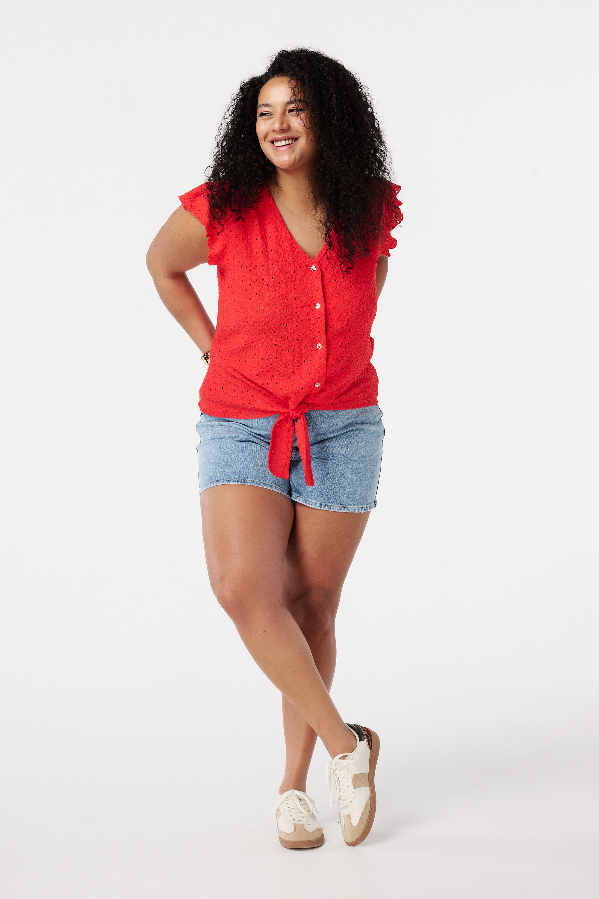 Top con detalles de crochet  image number 5