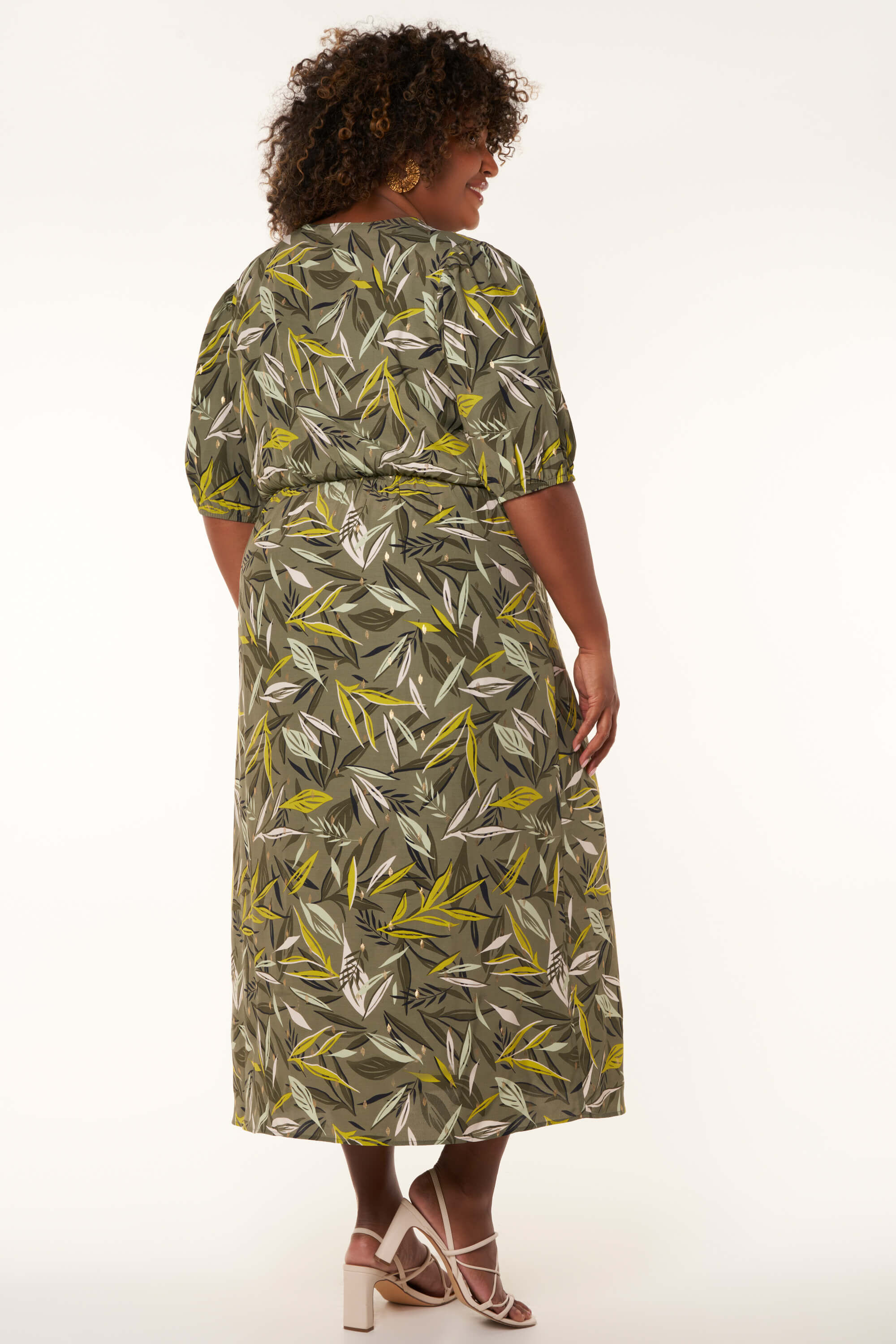 Vestido con estampado image number 3