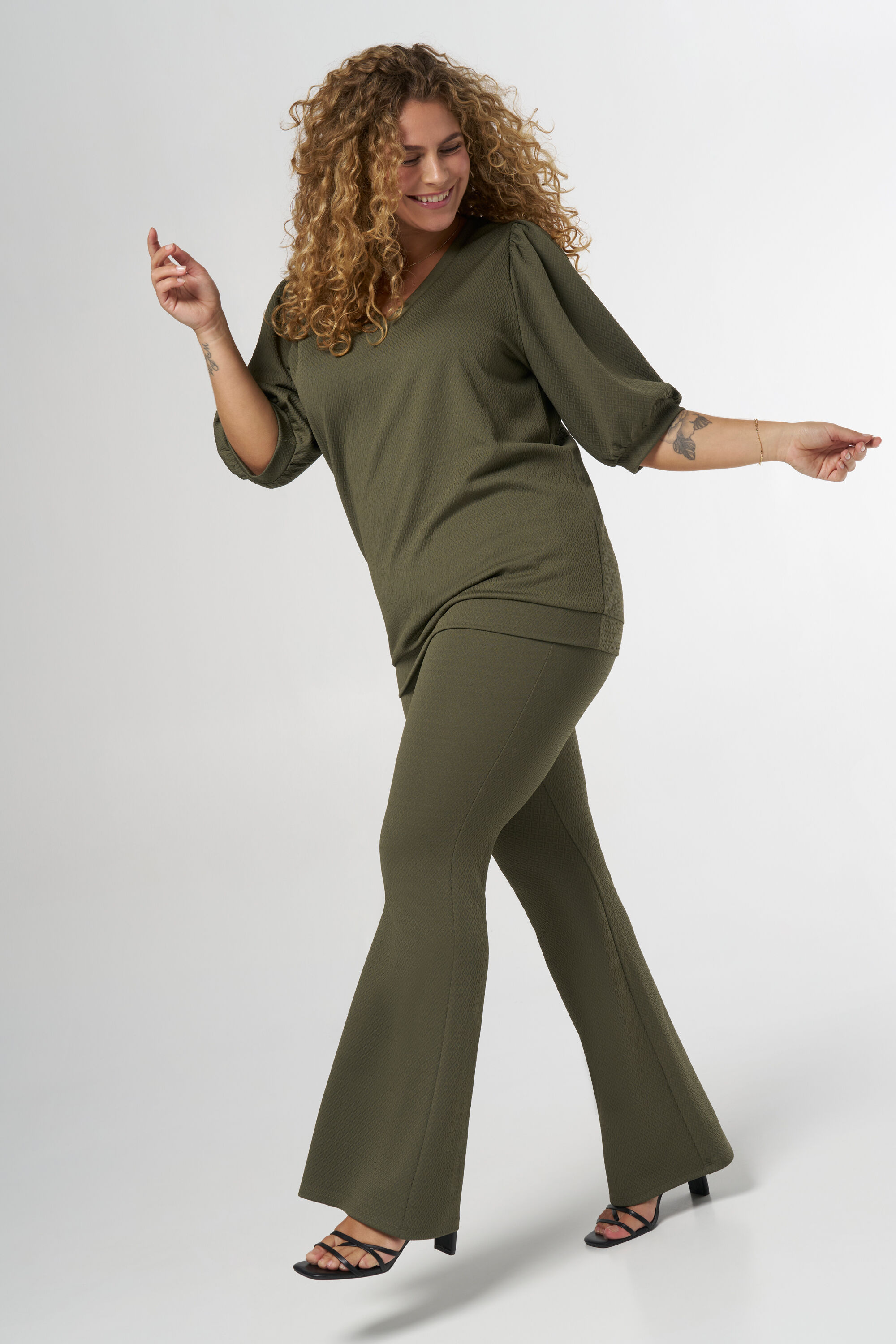 Parte superior texturizada image number 5