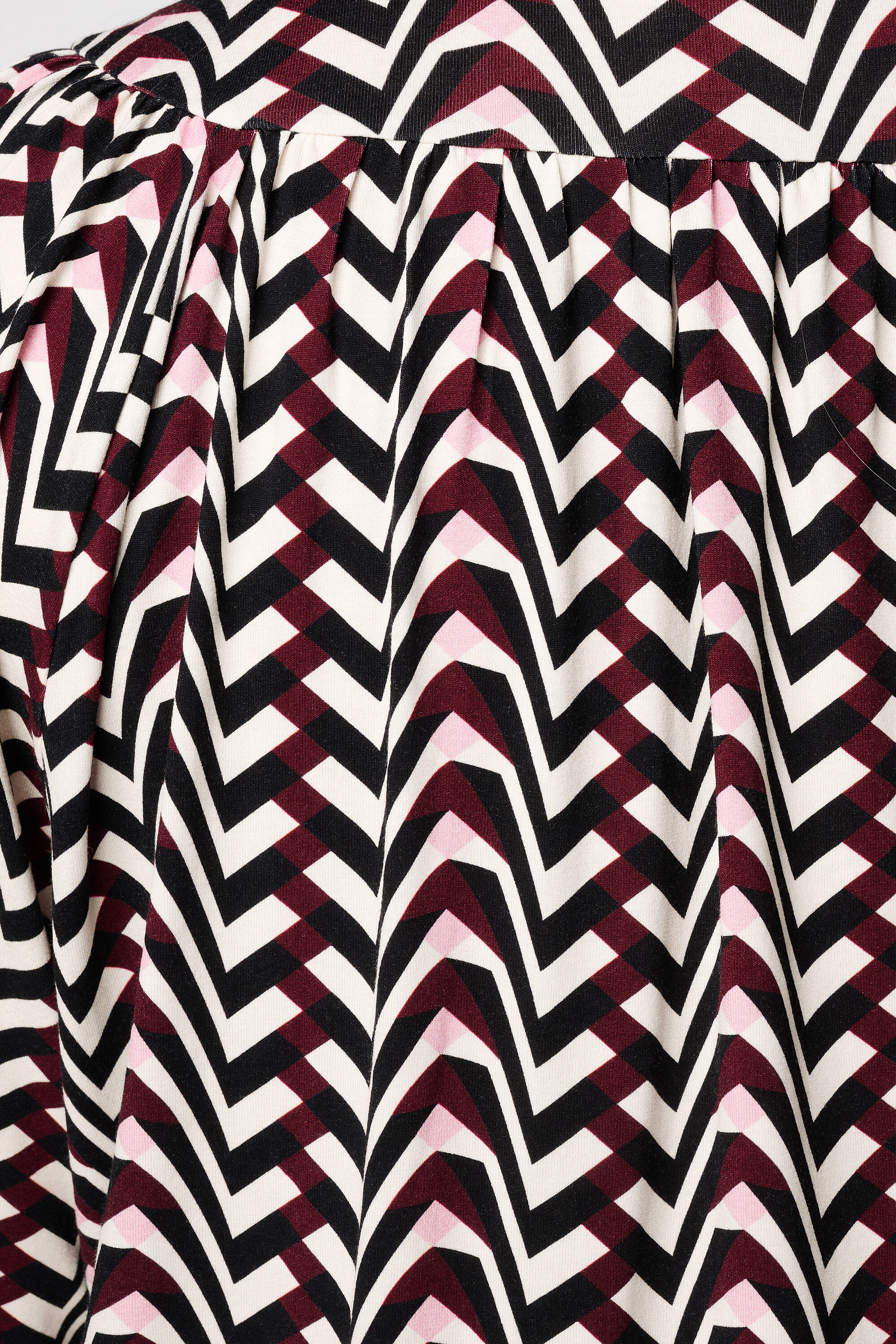 Top de punto con estampado image number 6