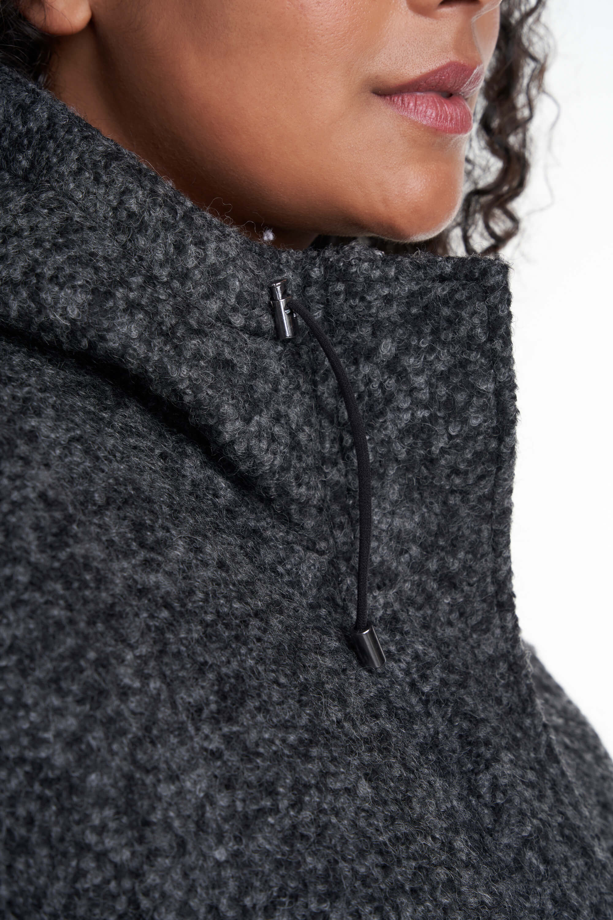 Chaqueta con capucha image number 5