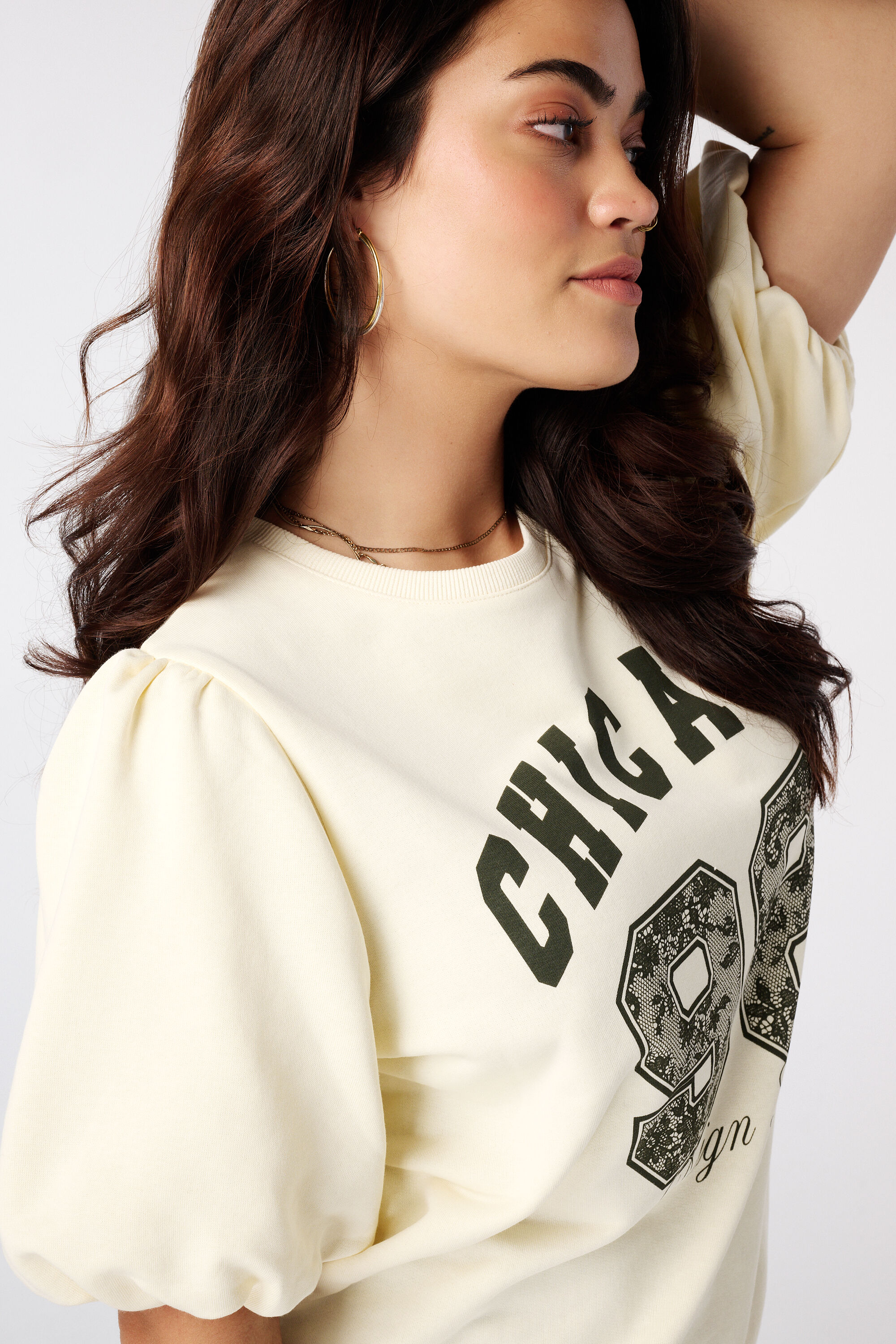 Sudadera con mangas abullonadas cortas image number 2