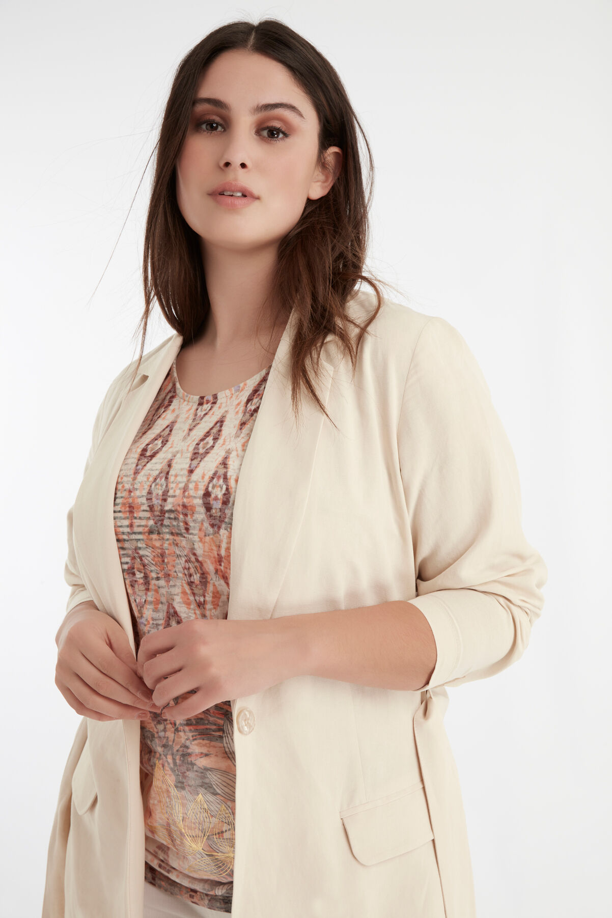 Blazer con cintur&oacute;n image number 3