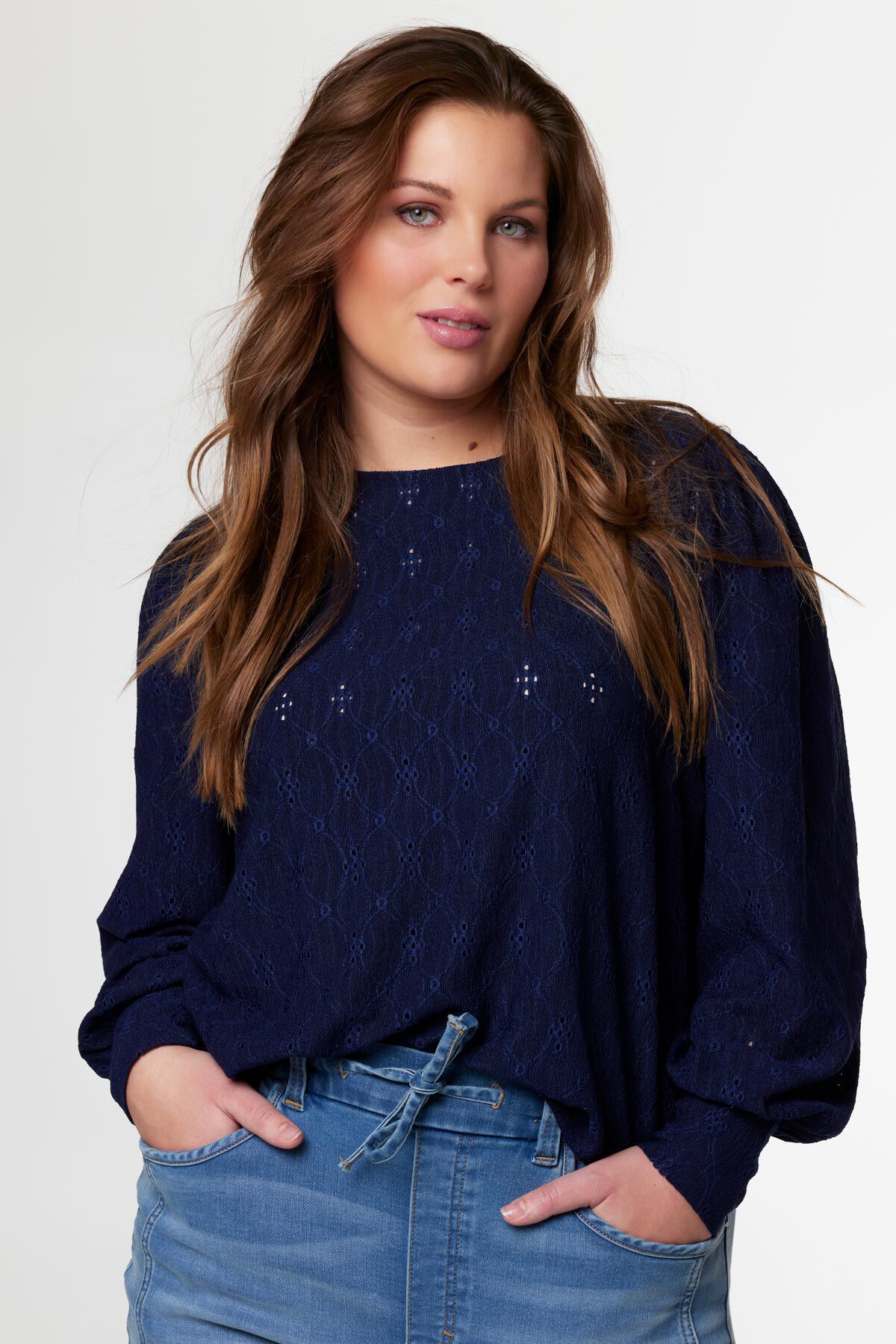 Top con detalles bordados image number 0