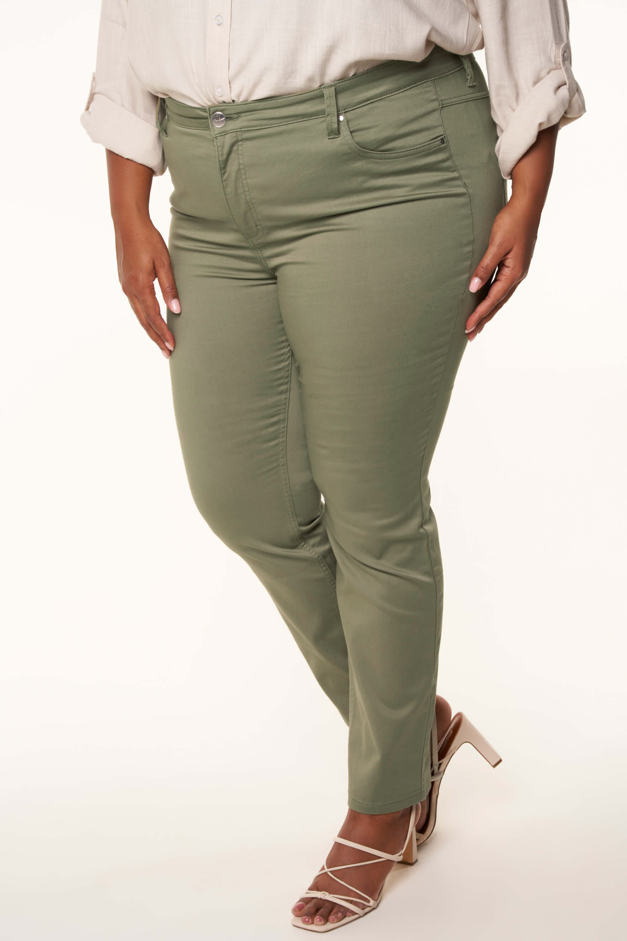 Pantalon de corte recto SLIMS image number 5