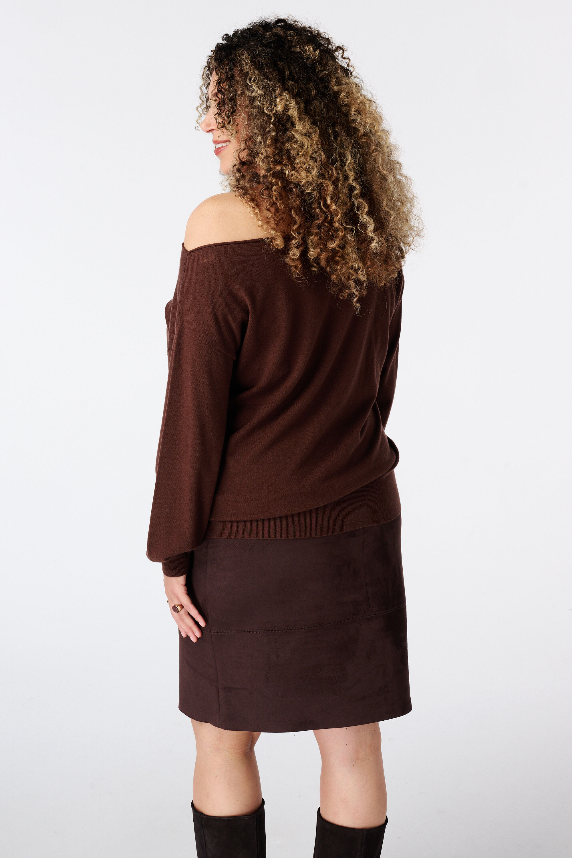 Jersey con escote barco image number 3