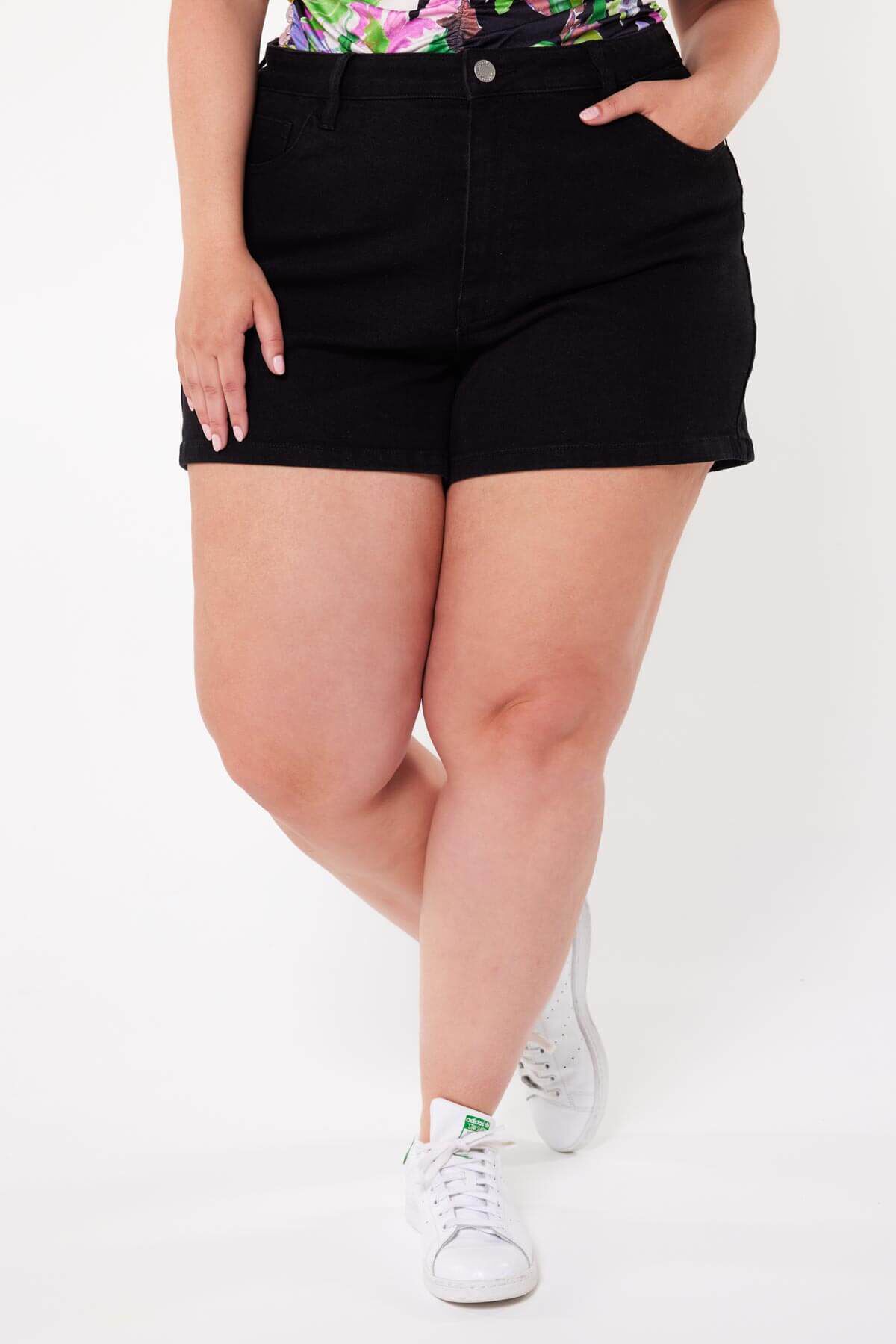 Shorts vaqueros image number 6