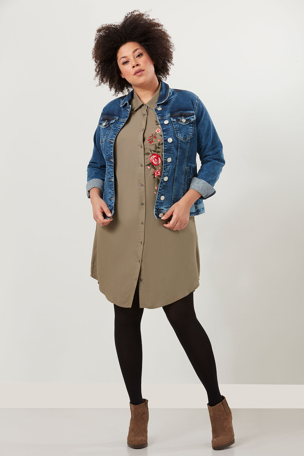 Chaqueta vaquera image number 3