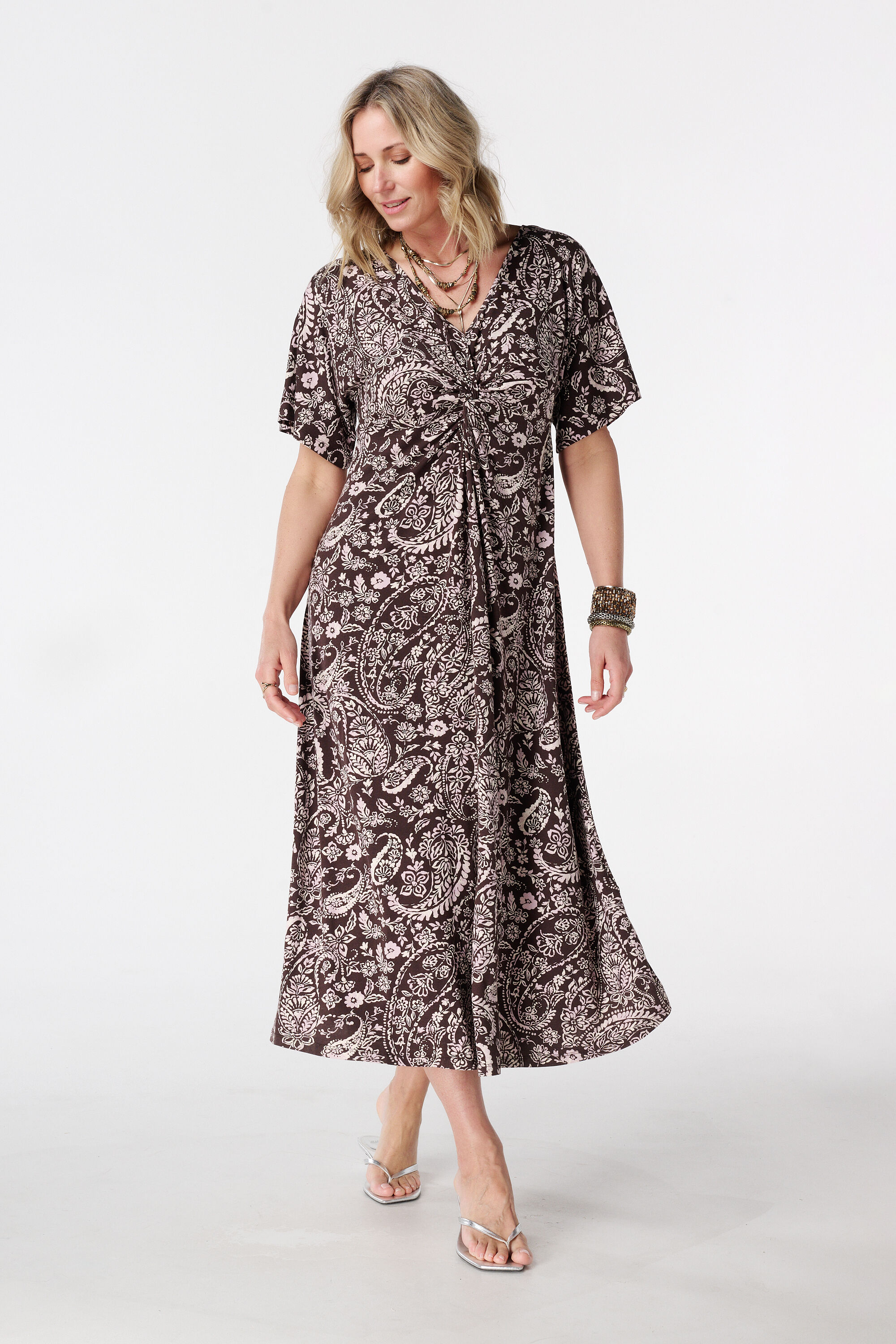 Vestido maxi con estampado image number 5