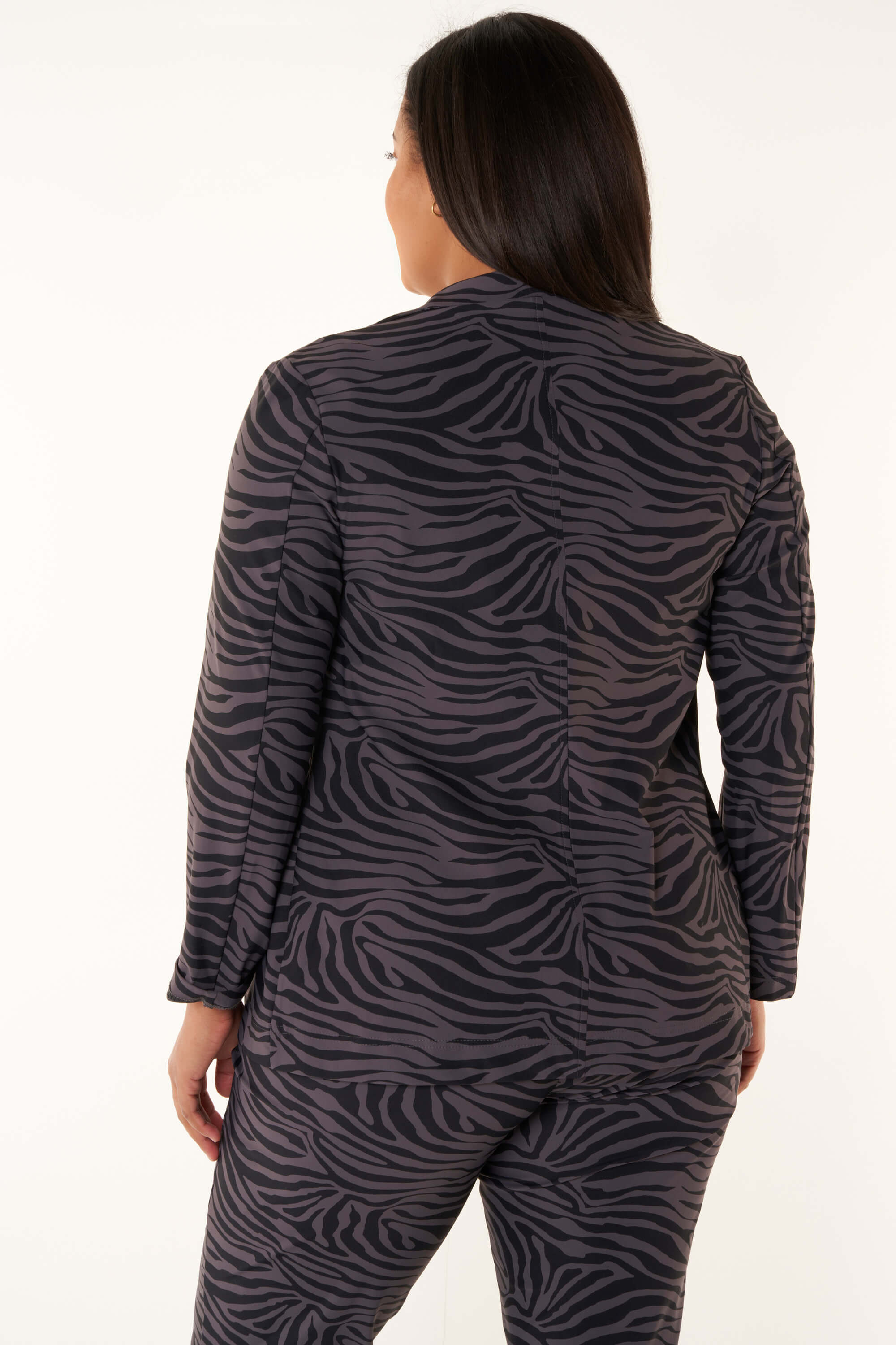 Blazer a prueba de viajes image number 3