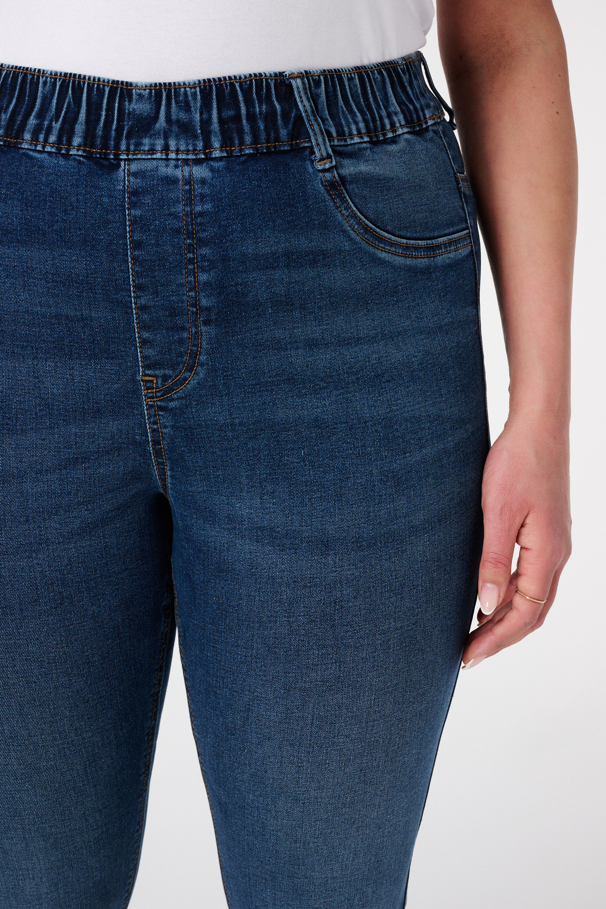 Tregging ajustado image number 4