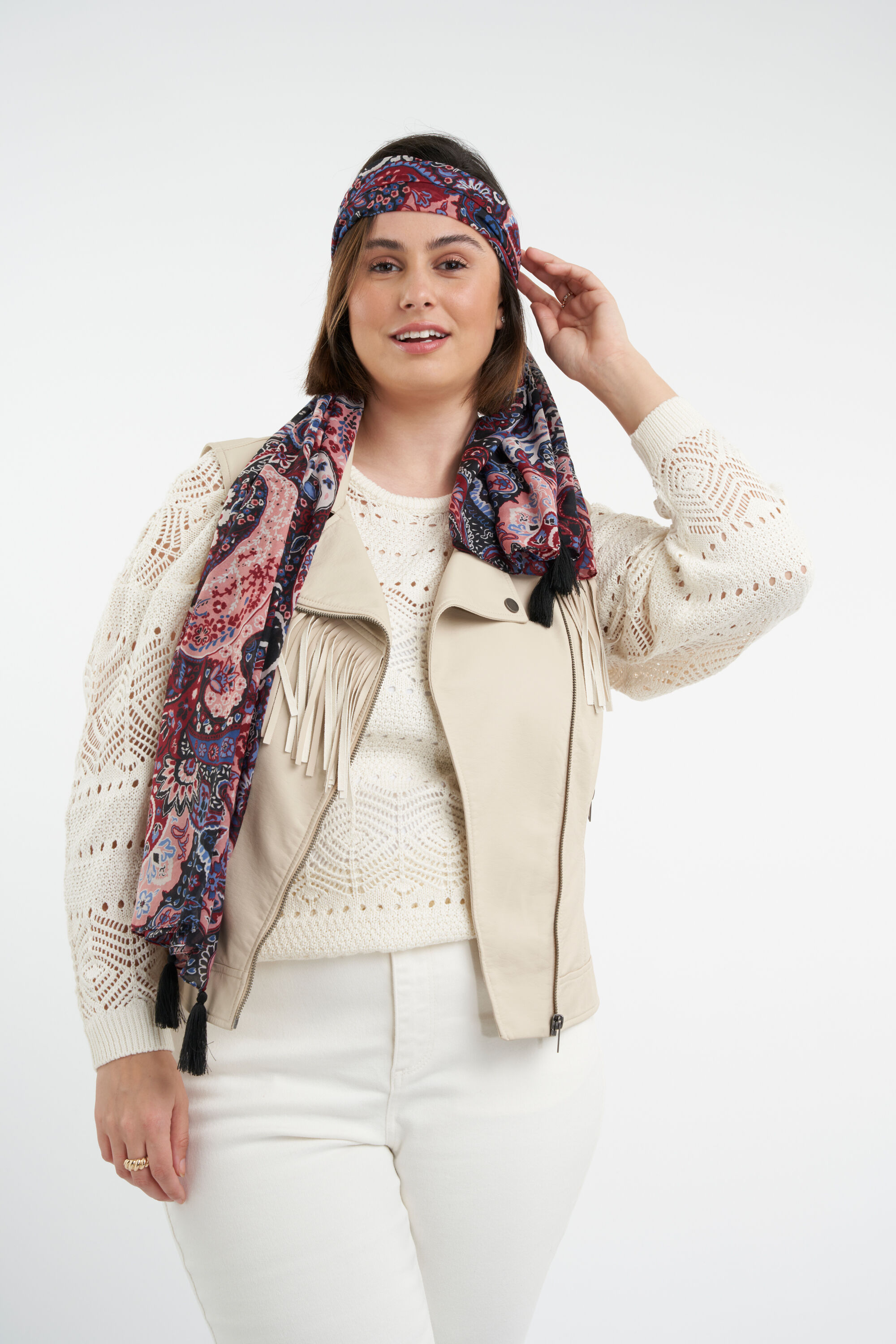 Bufanda con estampado paisley image number 2